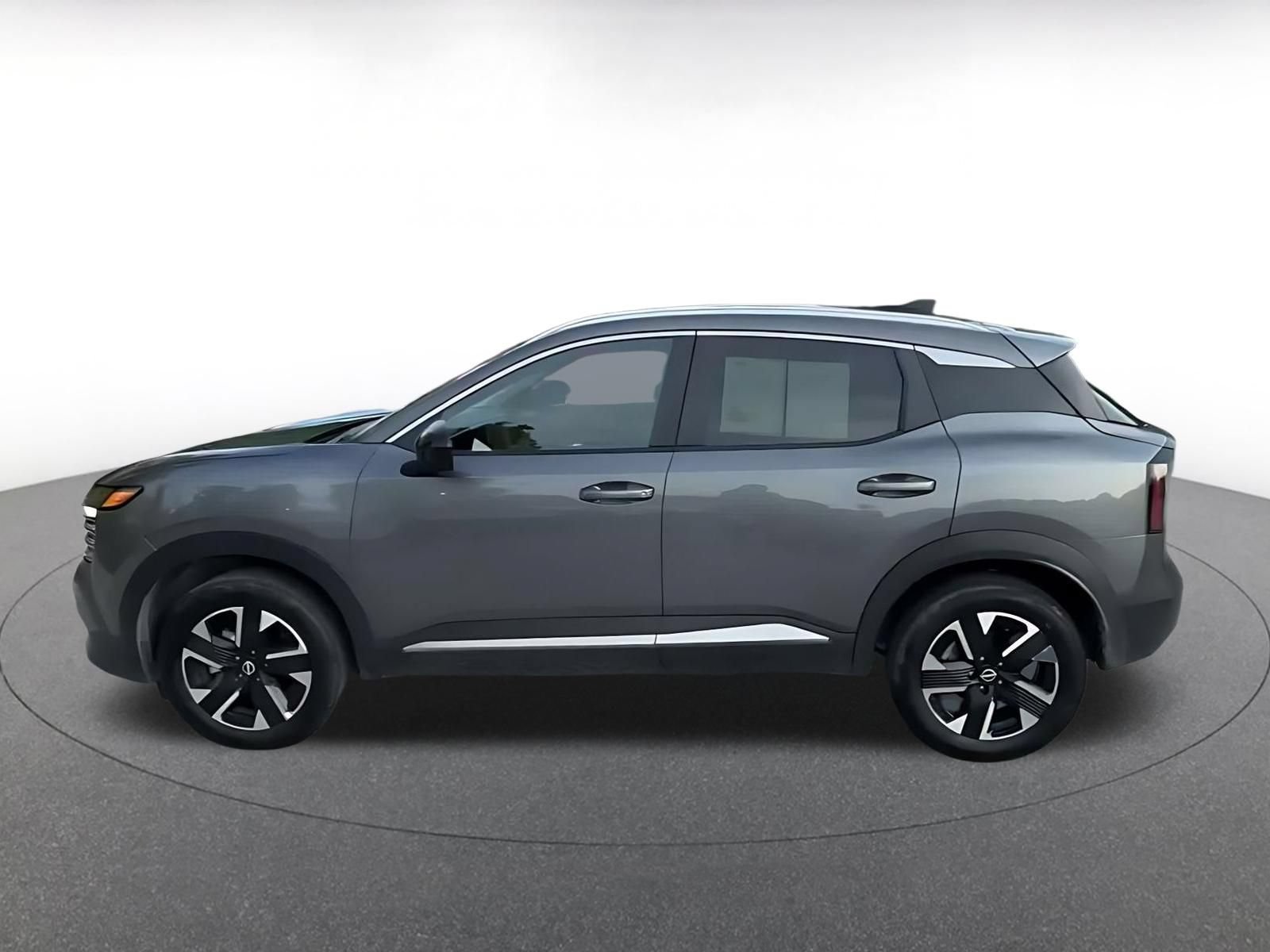 Thumbnail: 2026 Nissan Kicks - 8