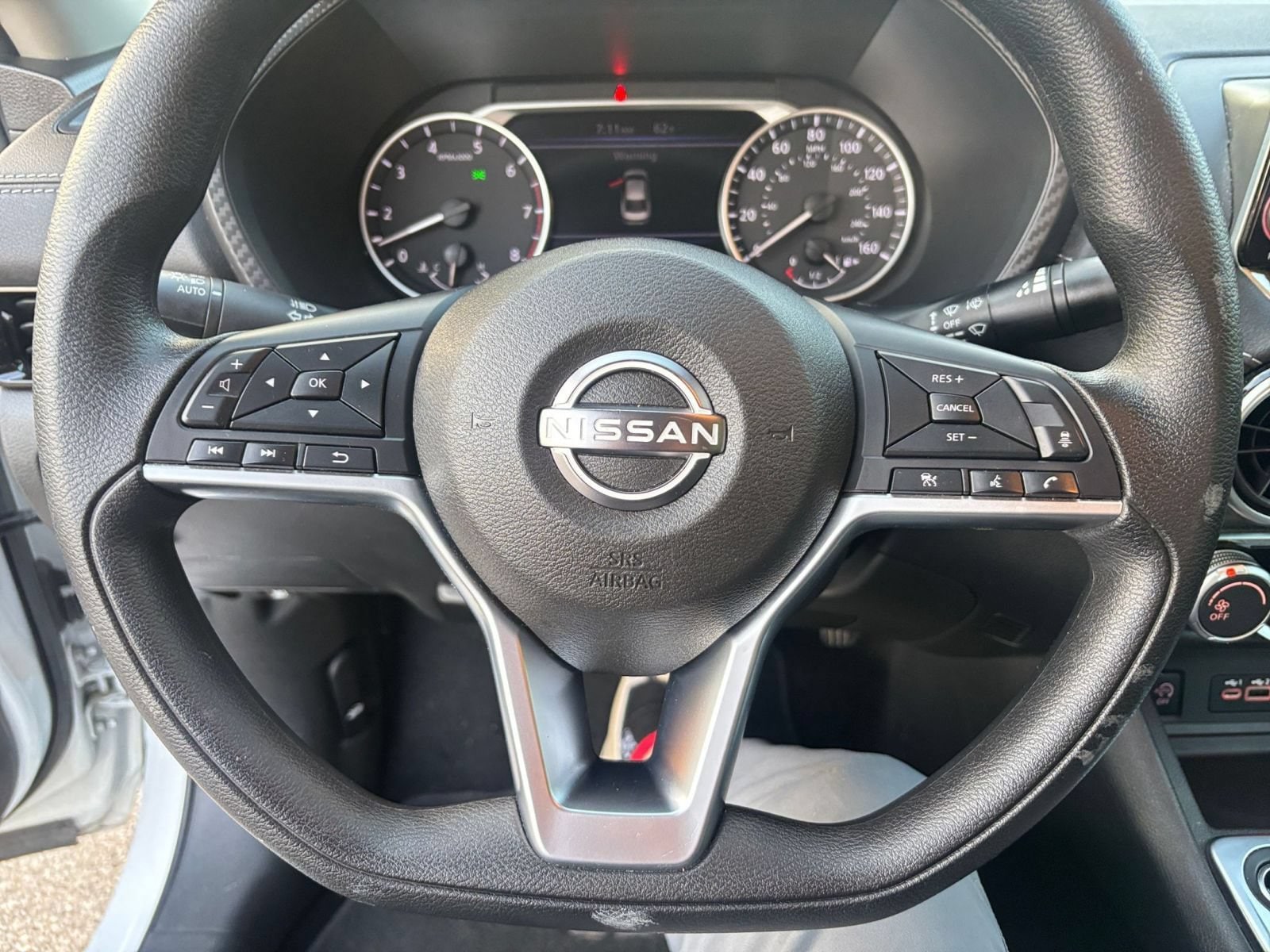Thumbnail: 2025 Nissan Sentra - 26