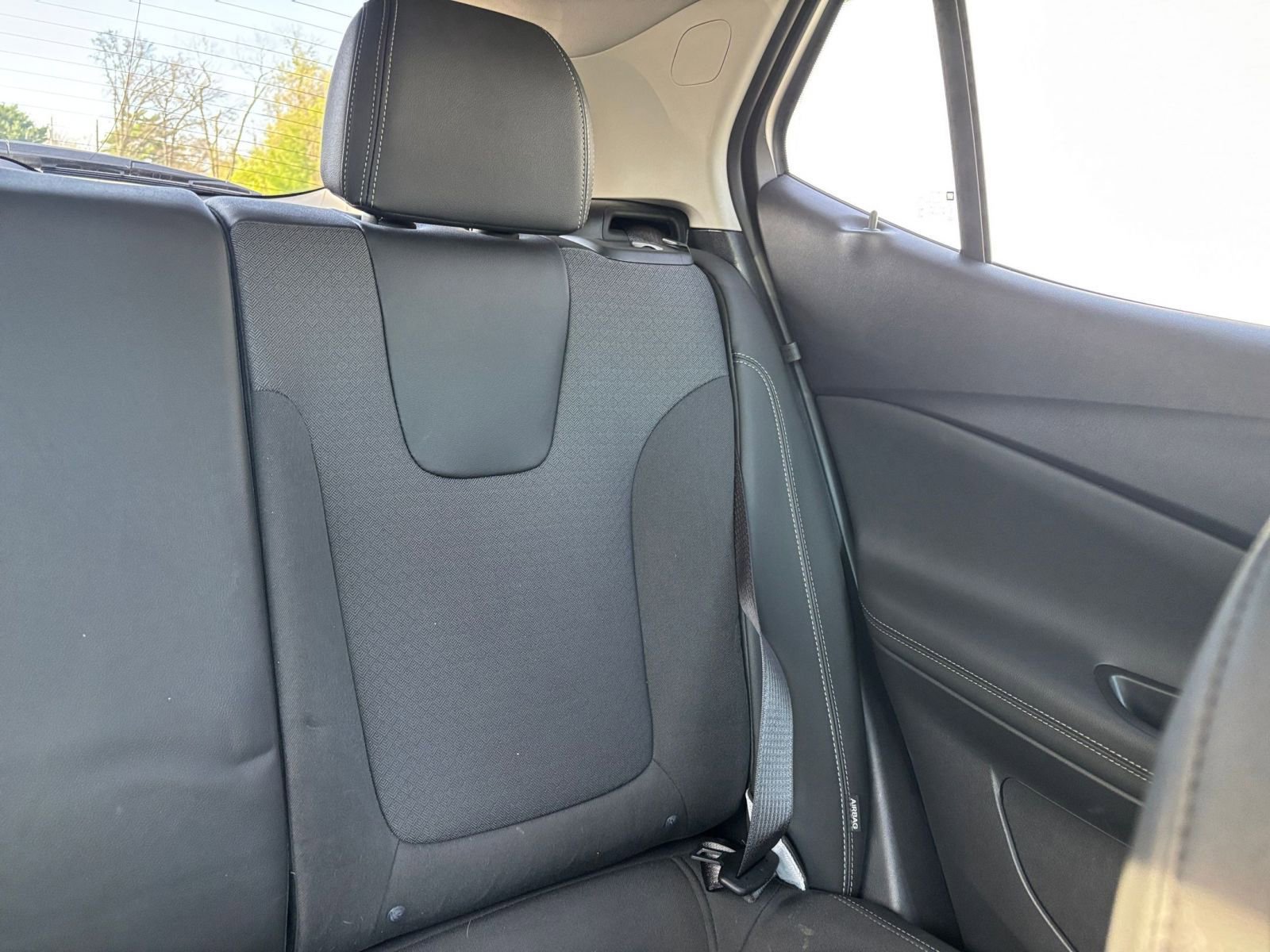 Thumbnail: 2025 Buick Encore GX - 35