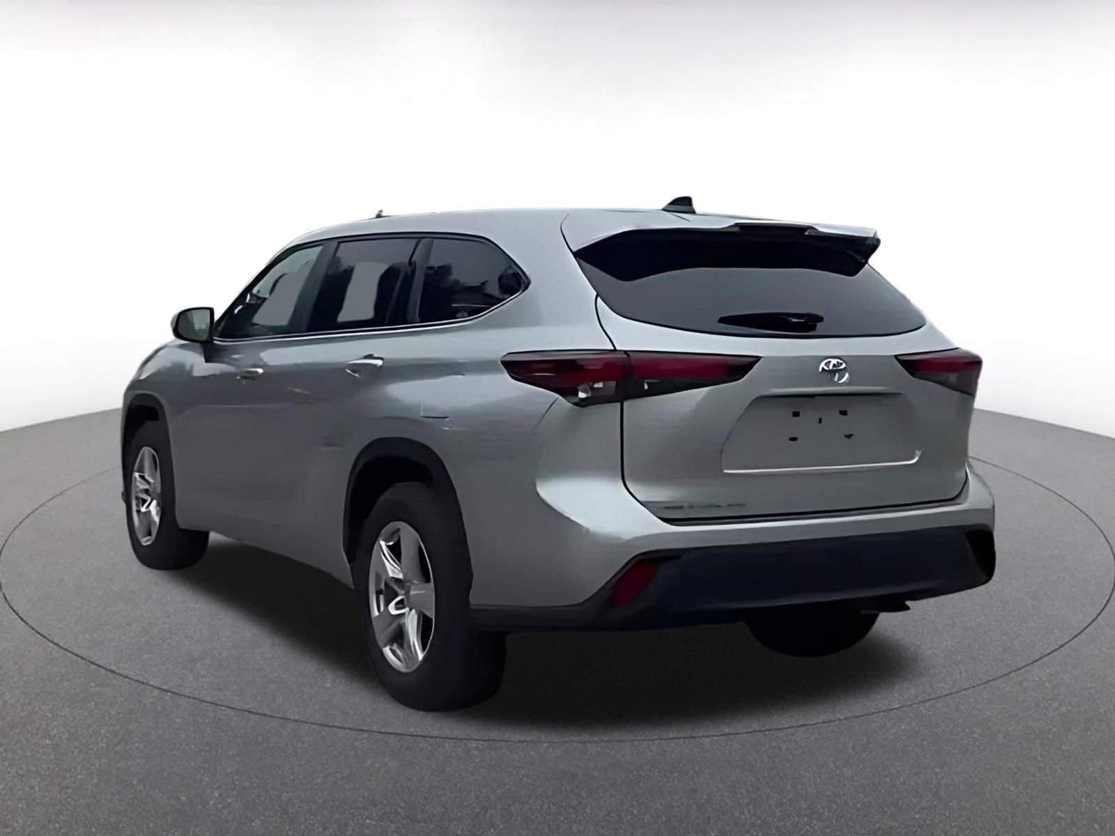 Thumbnail: 2025 Toyota Highlander - 11