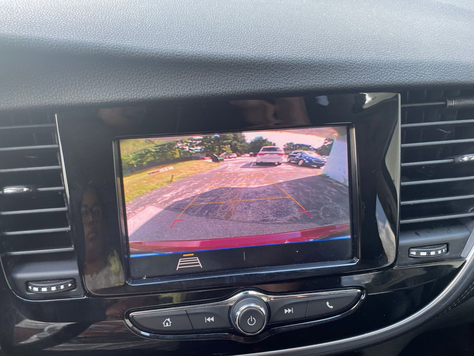 Thumbnail: 2022 Buick Encore - 17