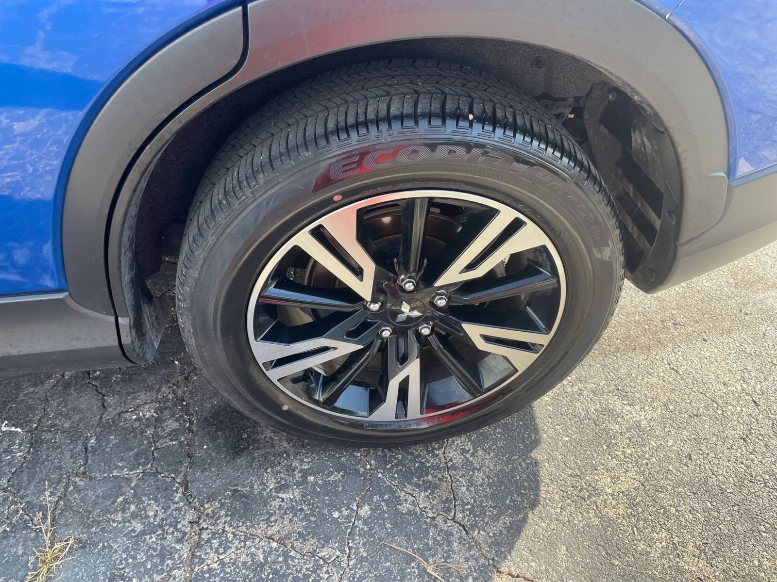 Thumbnail: 2023 Mitsubishi Eclipse Cross - 28