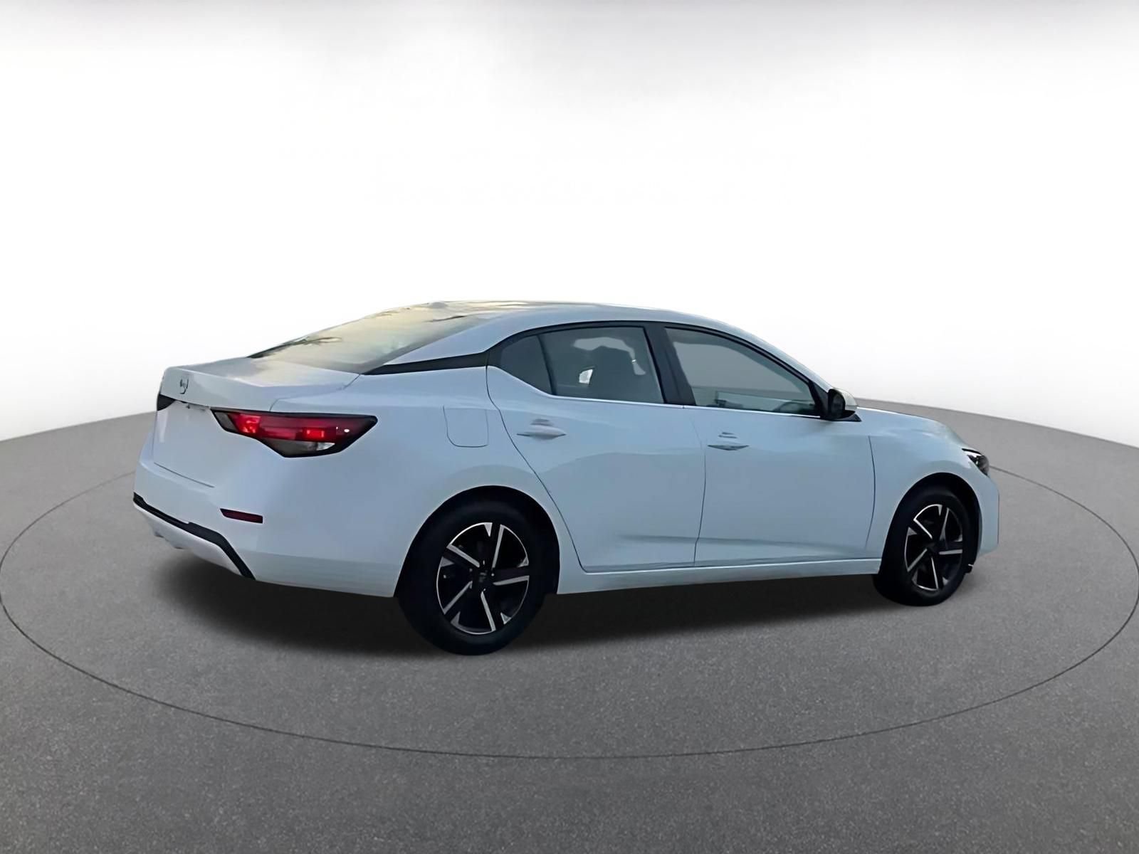 Thumbnail: 2025 Nissan Sentra - 12