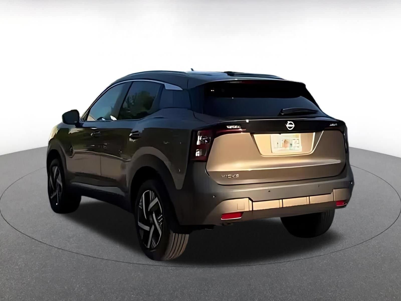 Thumbnail: 2026 Nissan Kicks - 14
