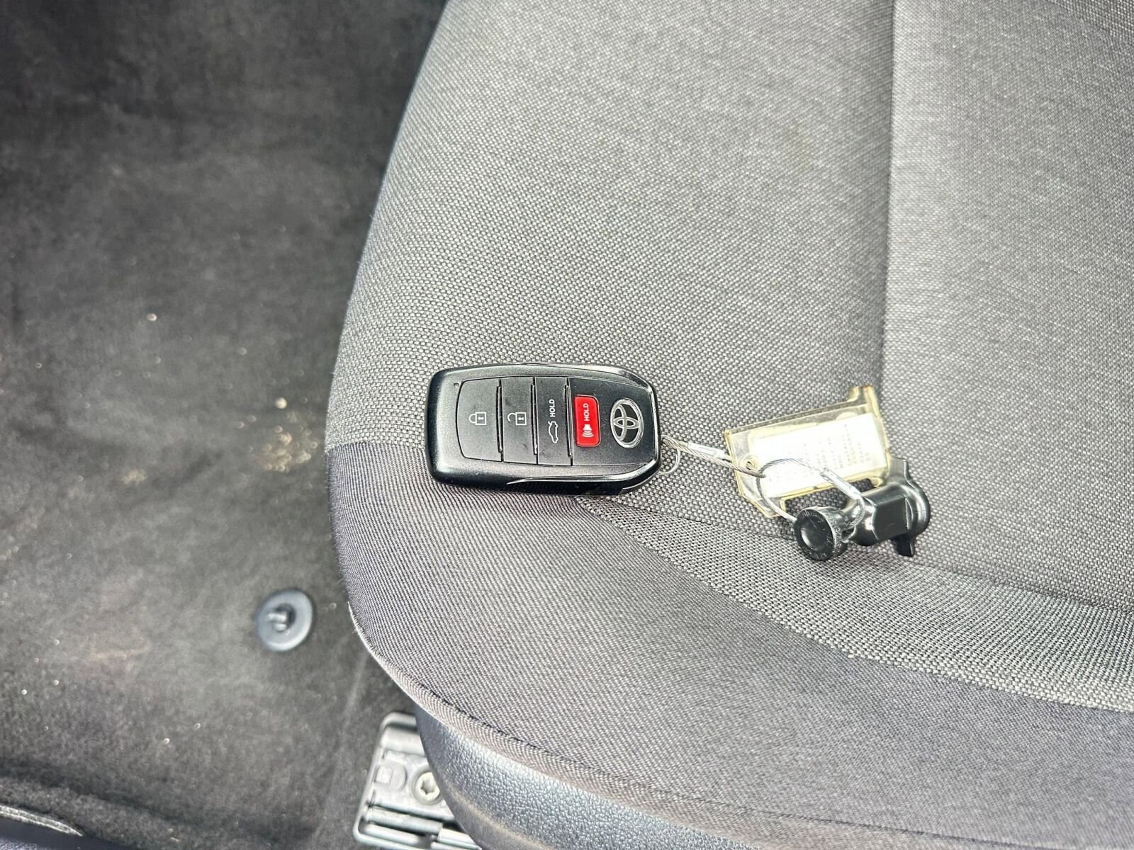 Thumbnail: 2025 Toyota Camry - 22