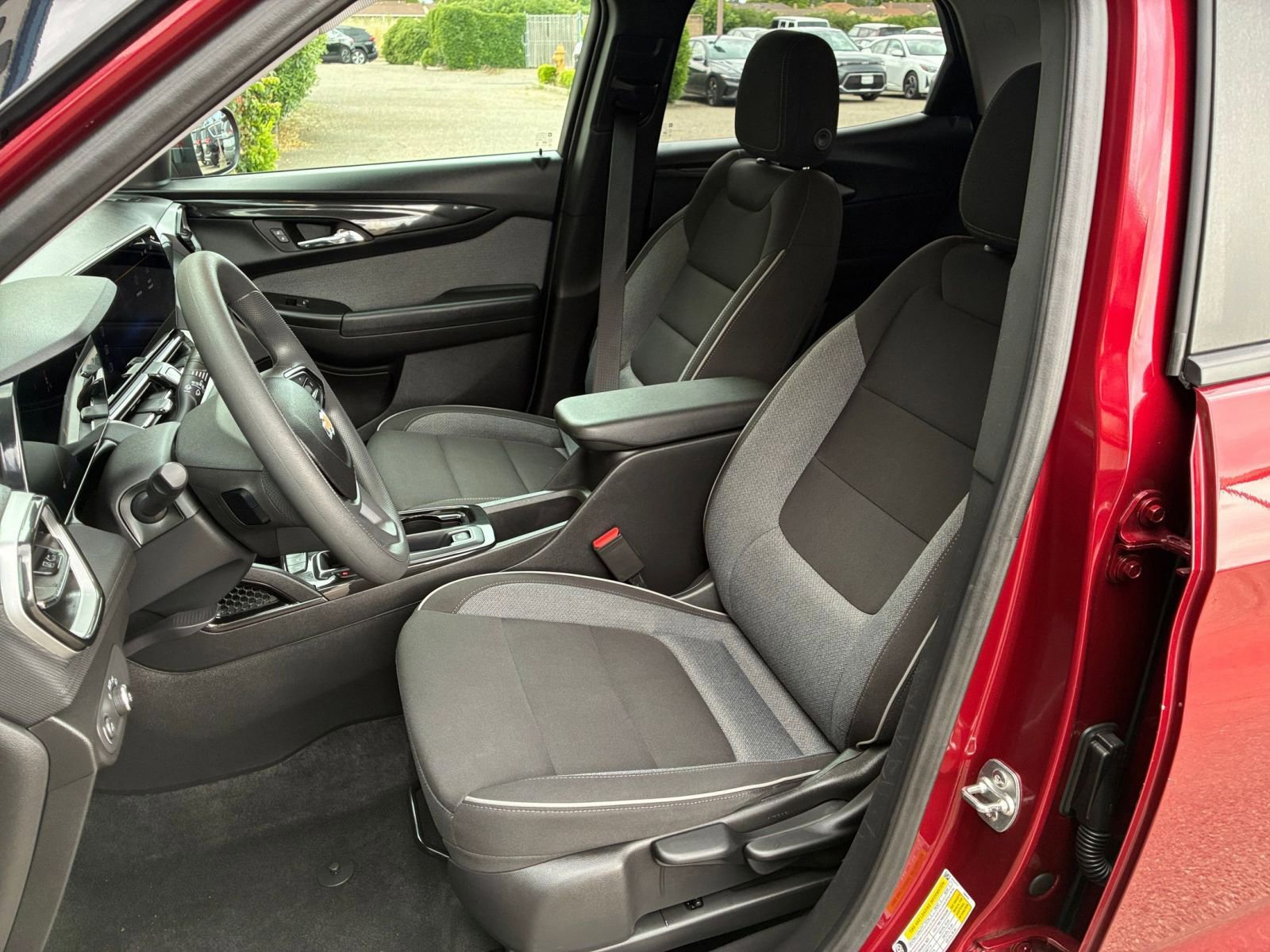 Thumbnail: 2025 Chevrolet TrailBlazer - 35