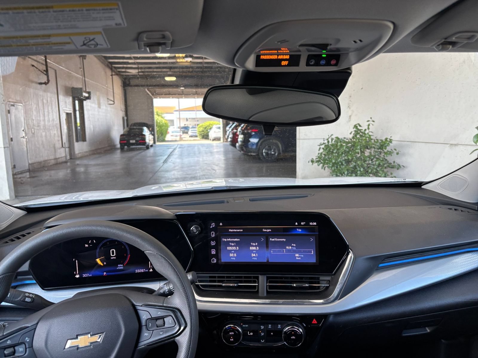 Thumbnail: 2025 Chevrolet Trax - 33