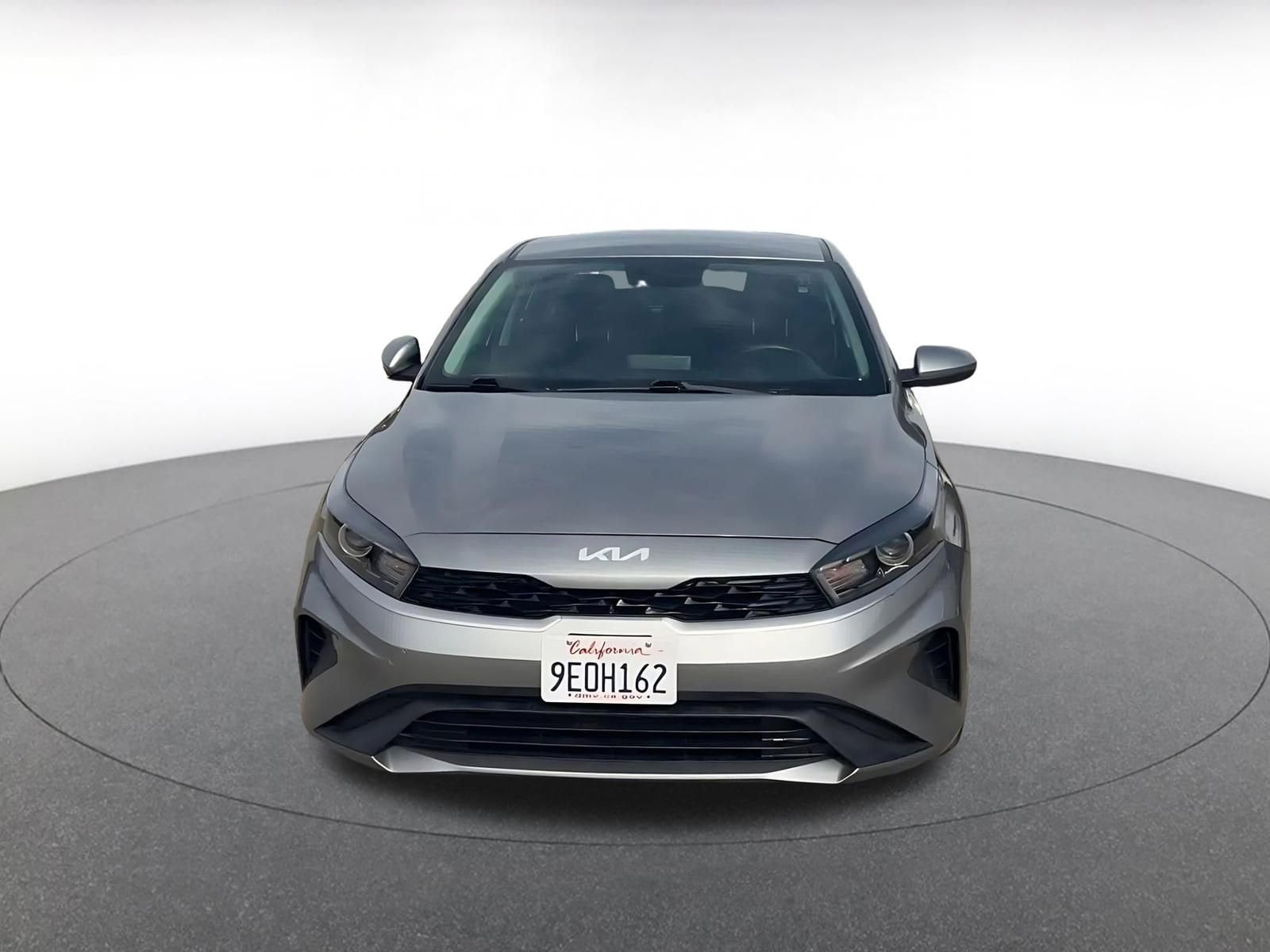 Thumbnail: 2023 Kia Forte - 4