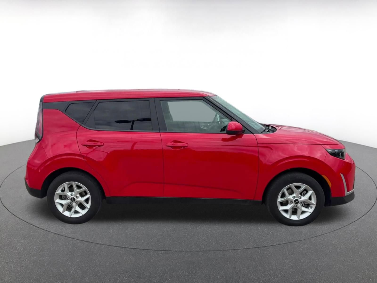 Thumbnail: 2025 Kia Soul - 16
