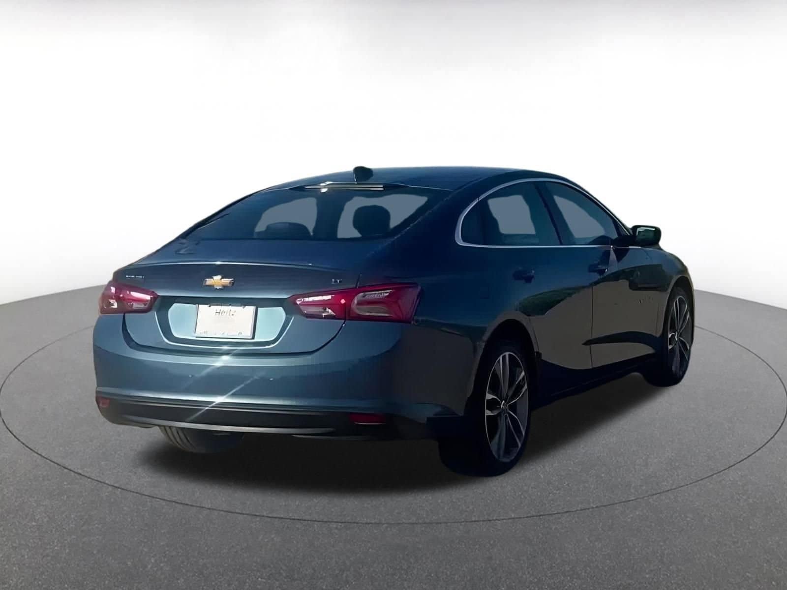 Thumbnail: 2024 Chevrolet Malibu - 15