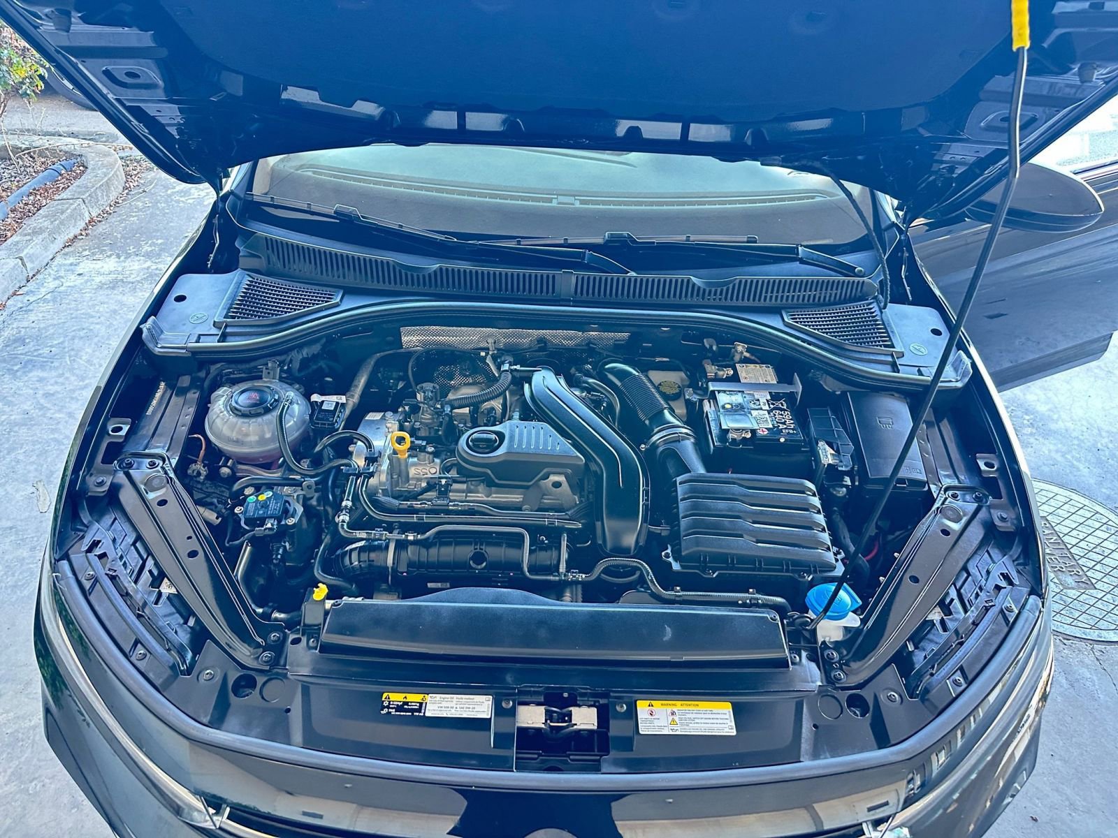 Thumbnail: 2025 Volkswagen Jetta - 32