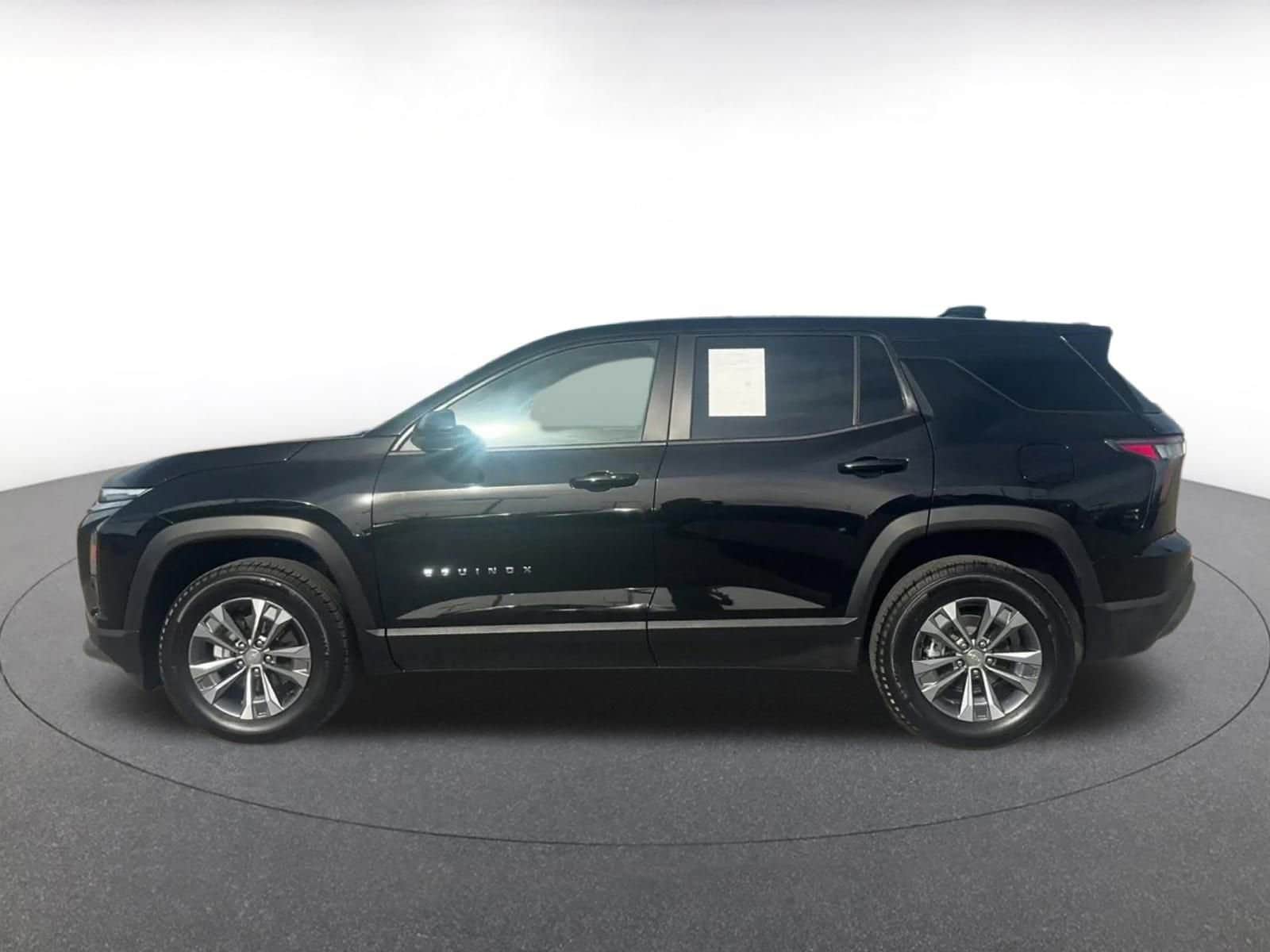 Thumbnail: 2025 Chevrolet Equinox - 9