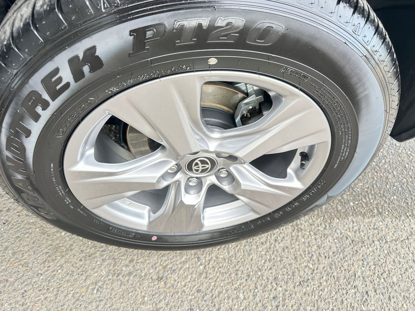 Thumbnail: 2025 Toyota RAV4 - 30