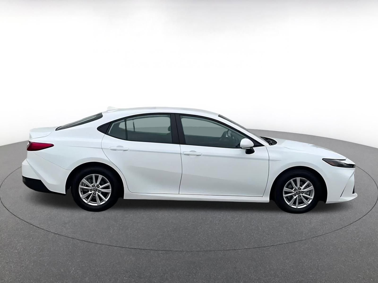 Thumbnail: 2025 Toyota Camry - 16