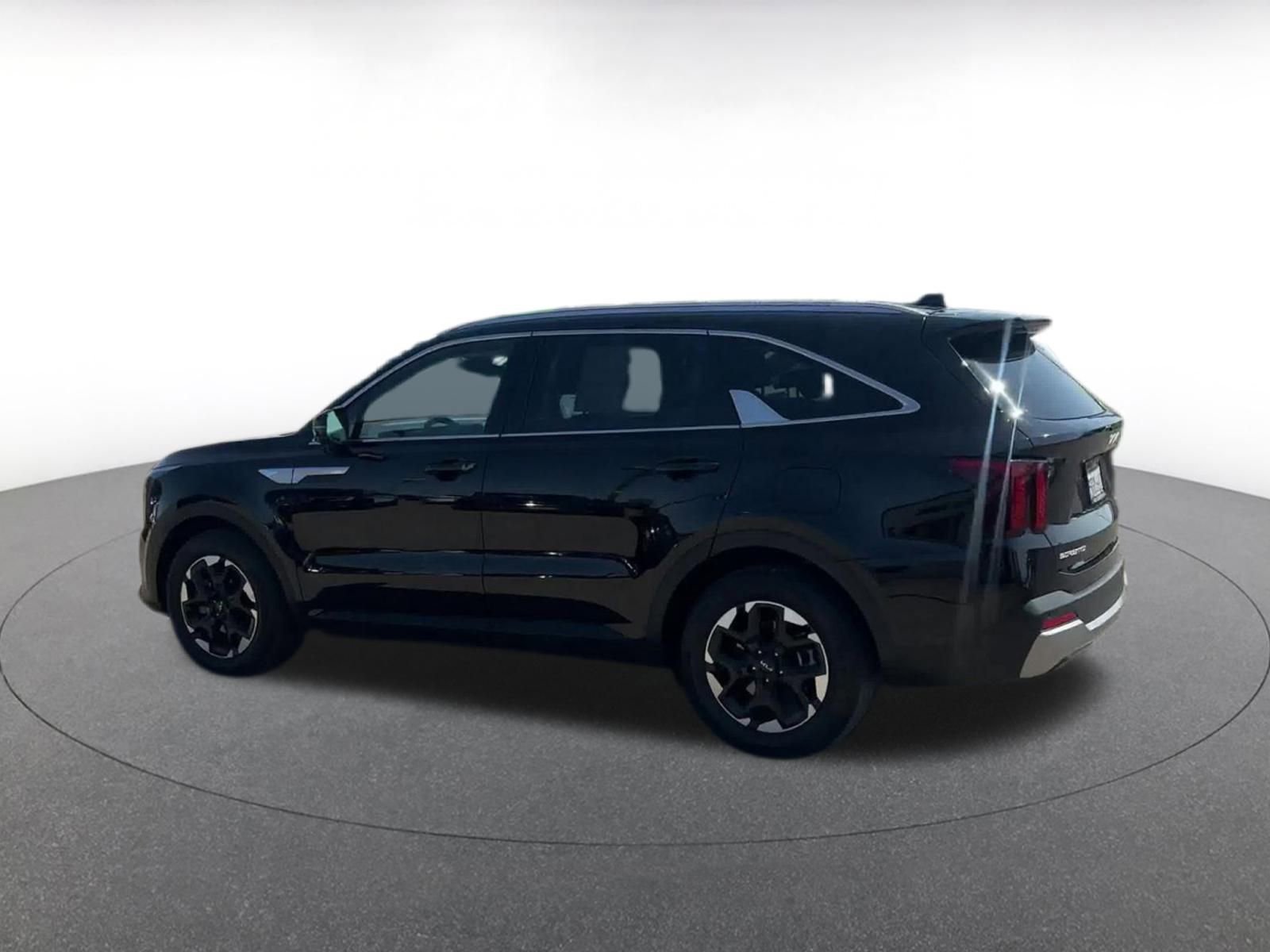 Thumbnail: 2024 Kia Sorento - 10