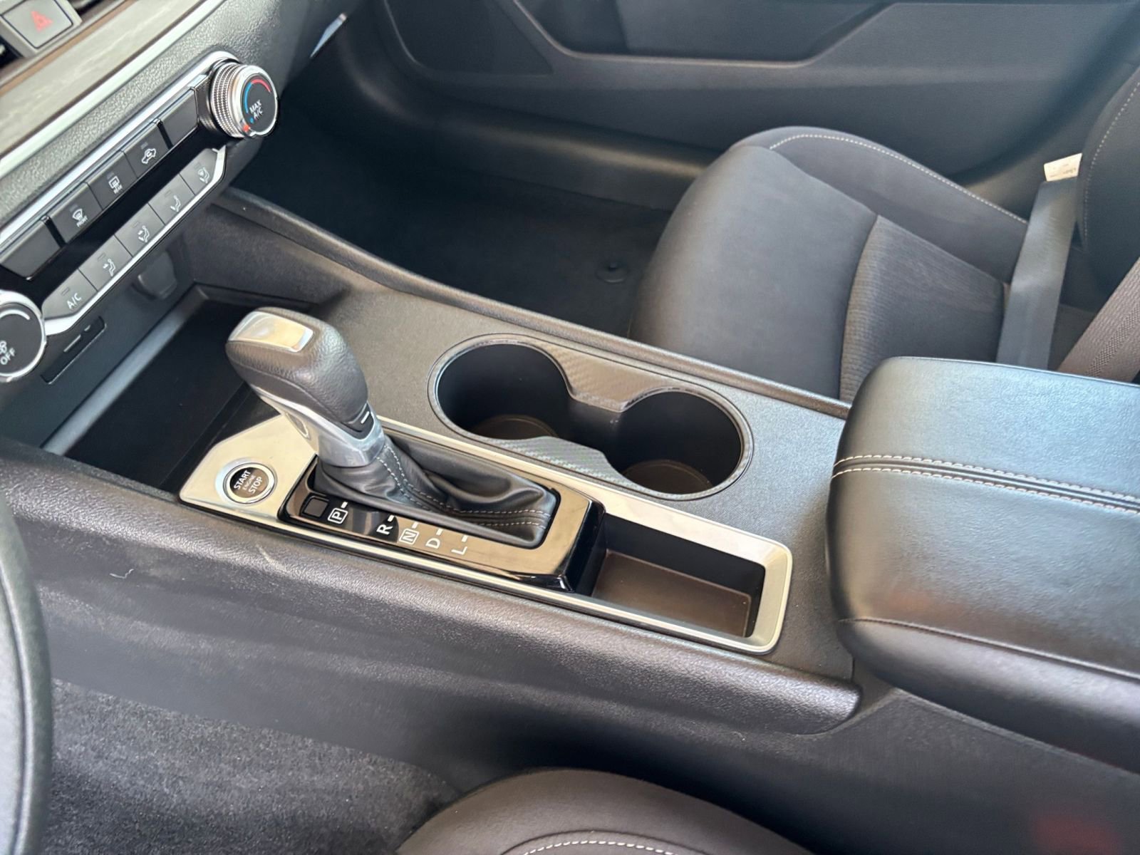 2025 Nissan Altima SV - Photo 42