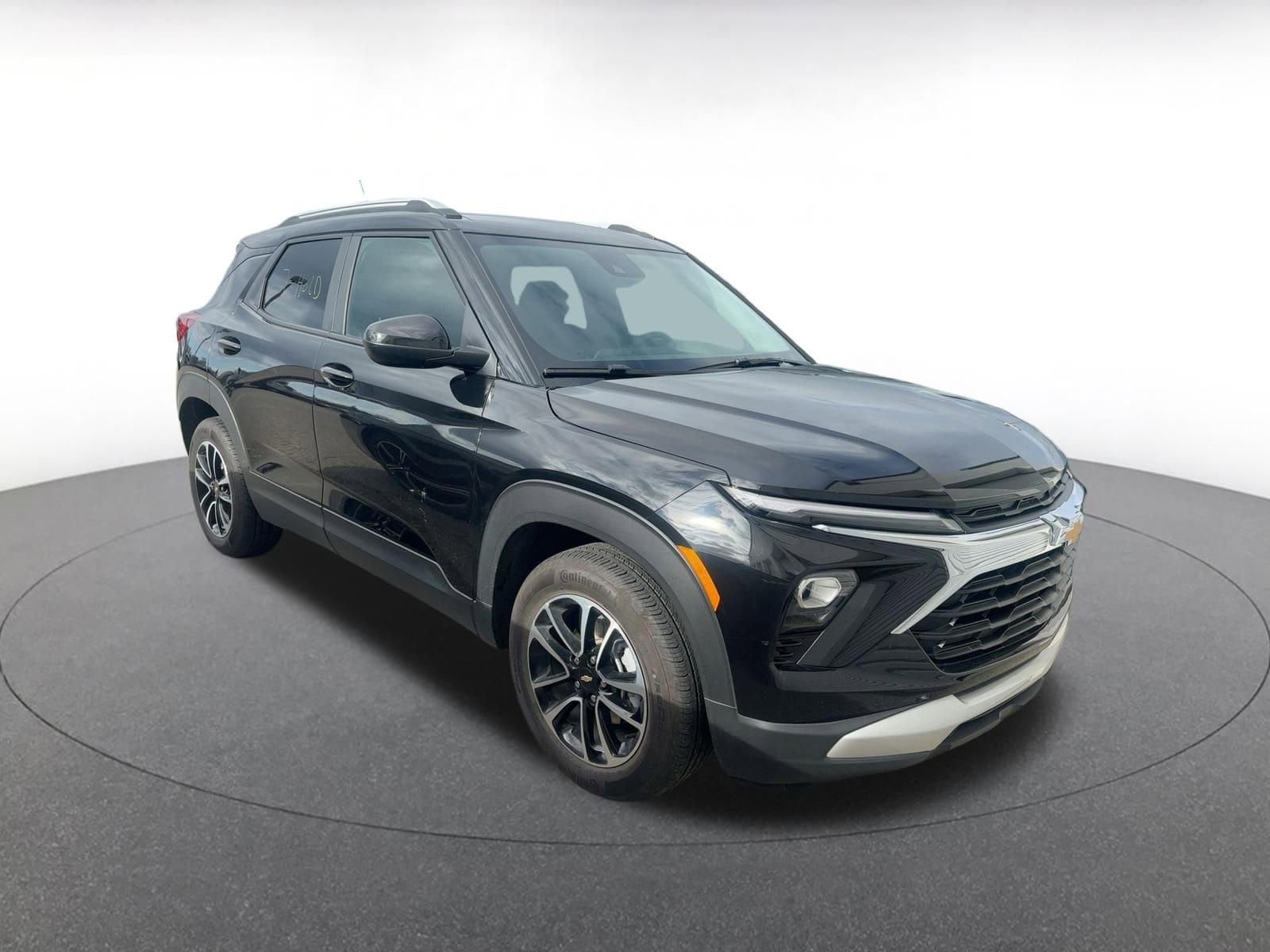 Thumbnail: 2025 Chevrolet TrailBlazer - 1