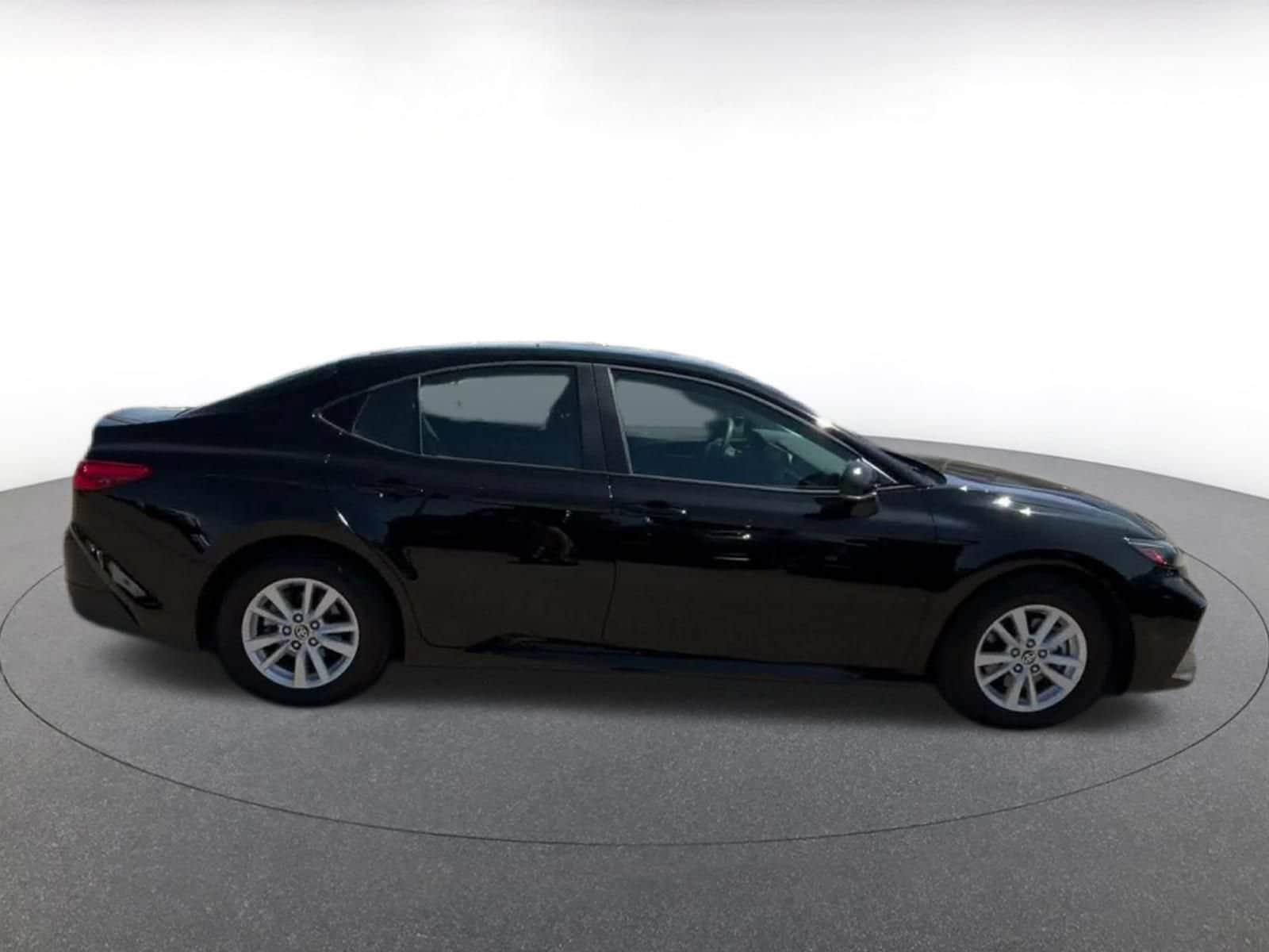 Thumbnail: 2026 Toyota Camry - 16