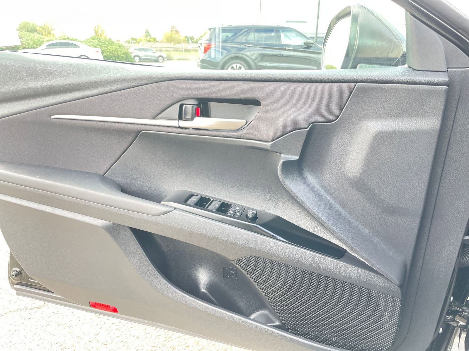 Thumbnail: 2025 Toyota Camry - 20