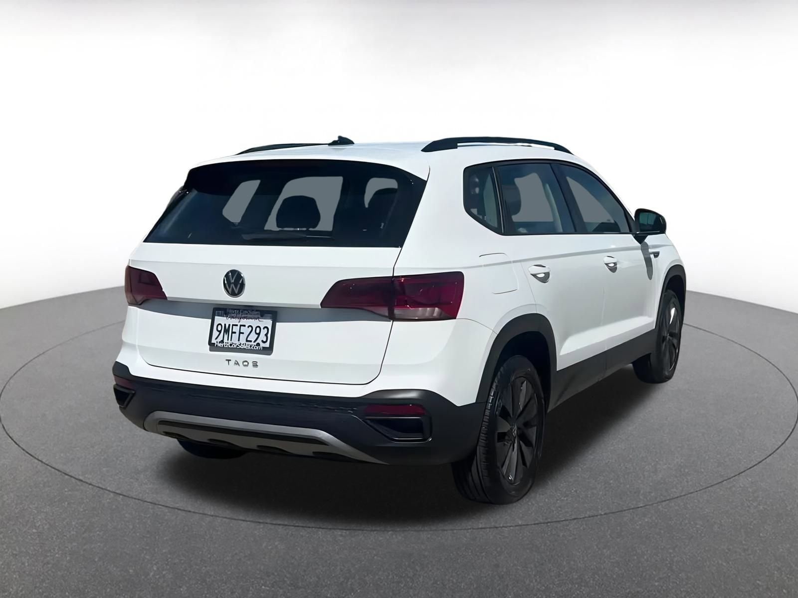 Thumbnail: 2024 Volkswagen Taos - 13
