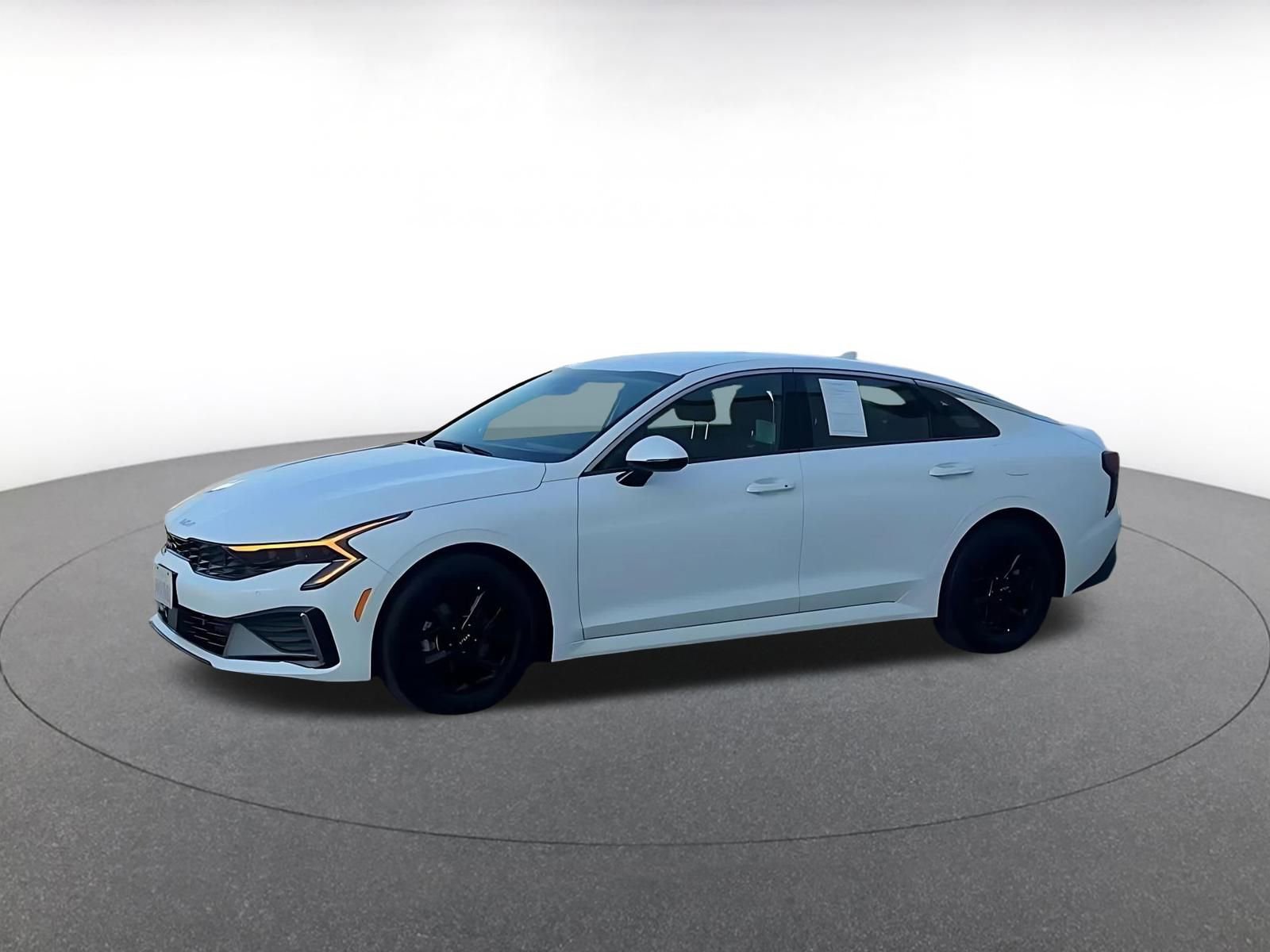 Thumbnail: 2025 Kia K5 - 8