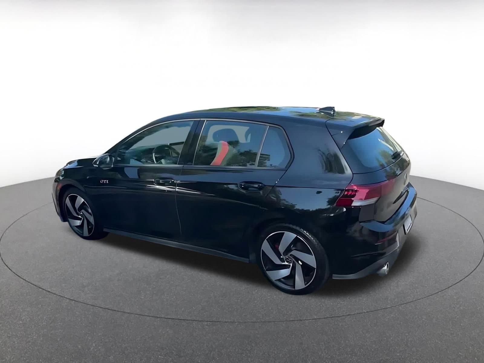 Thumbnail: 2026 Volkswagen Golf - 7