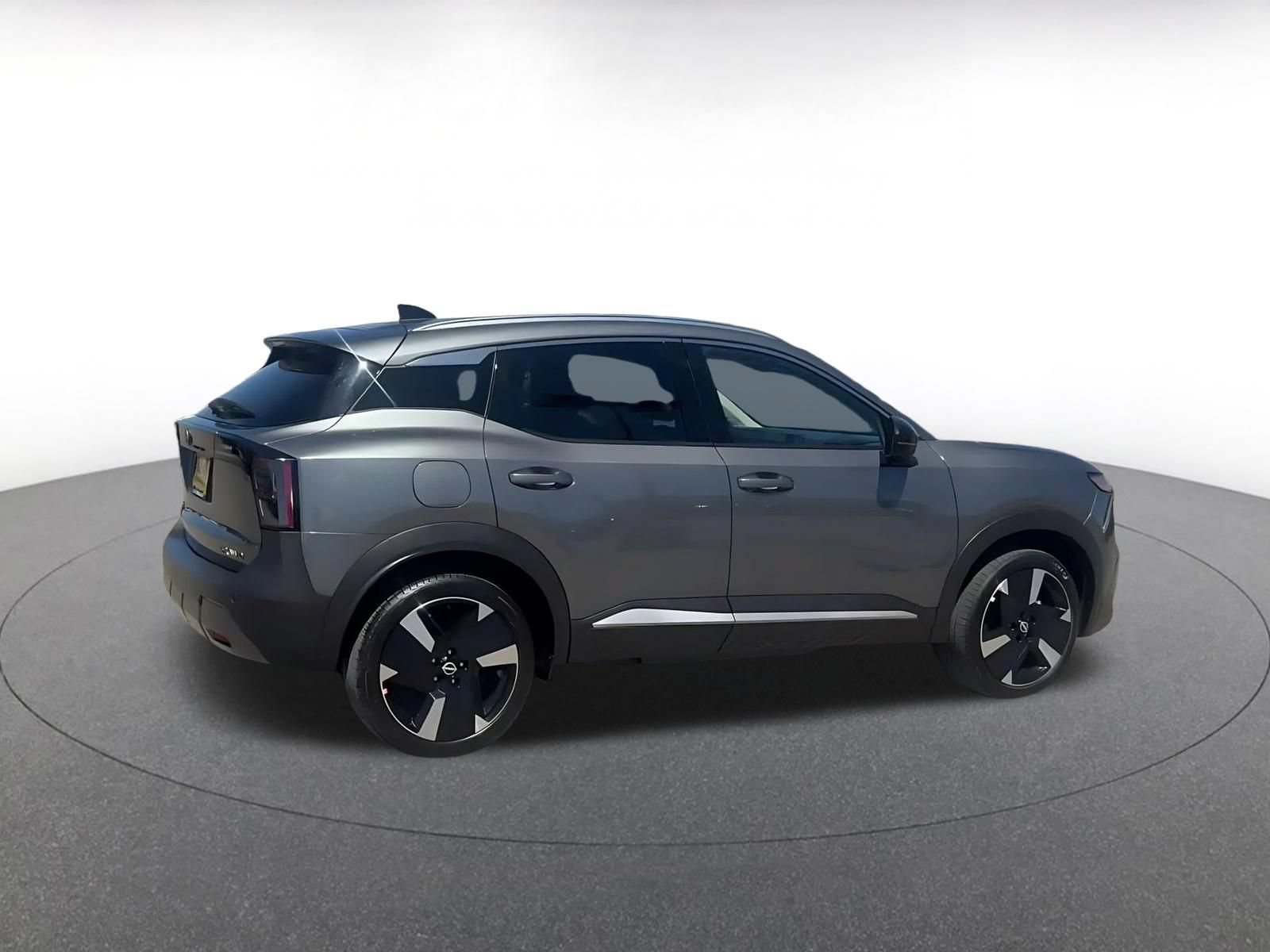 Thumbnail: 2026 Nissan Kicks - 14