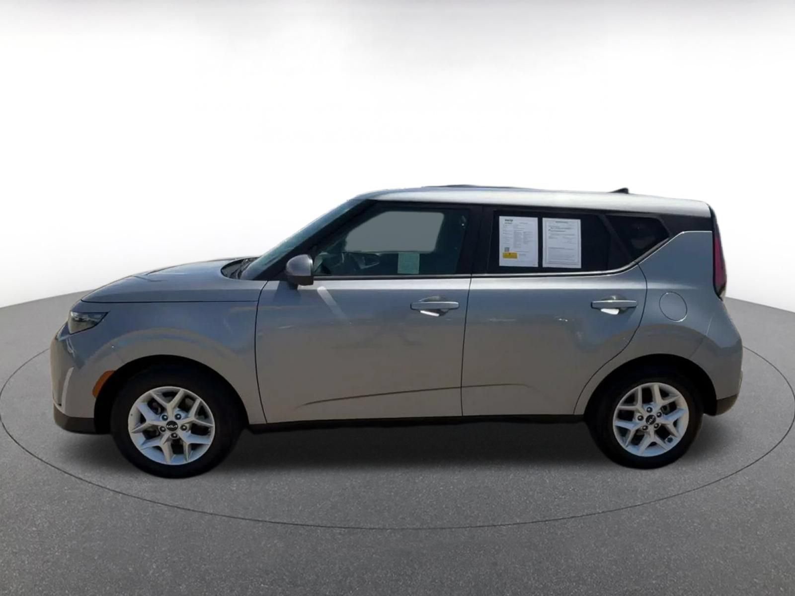 Thumbnail: 2025 Kia Soul - 9