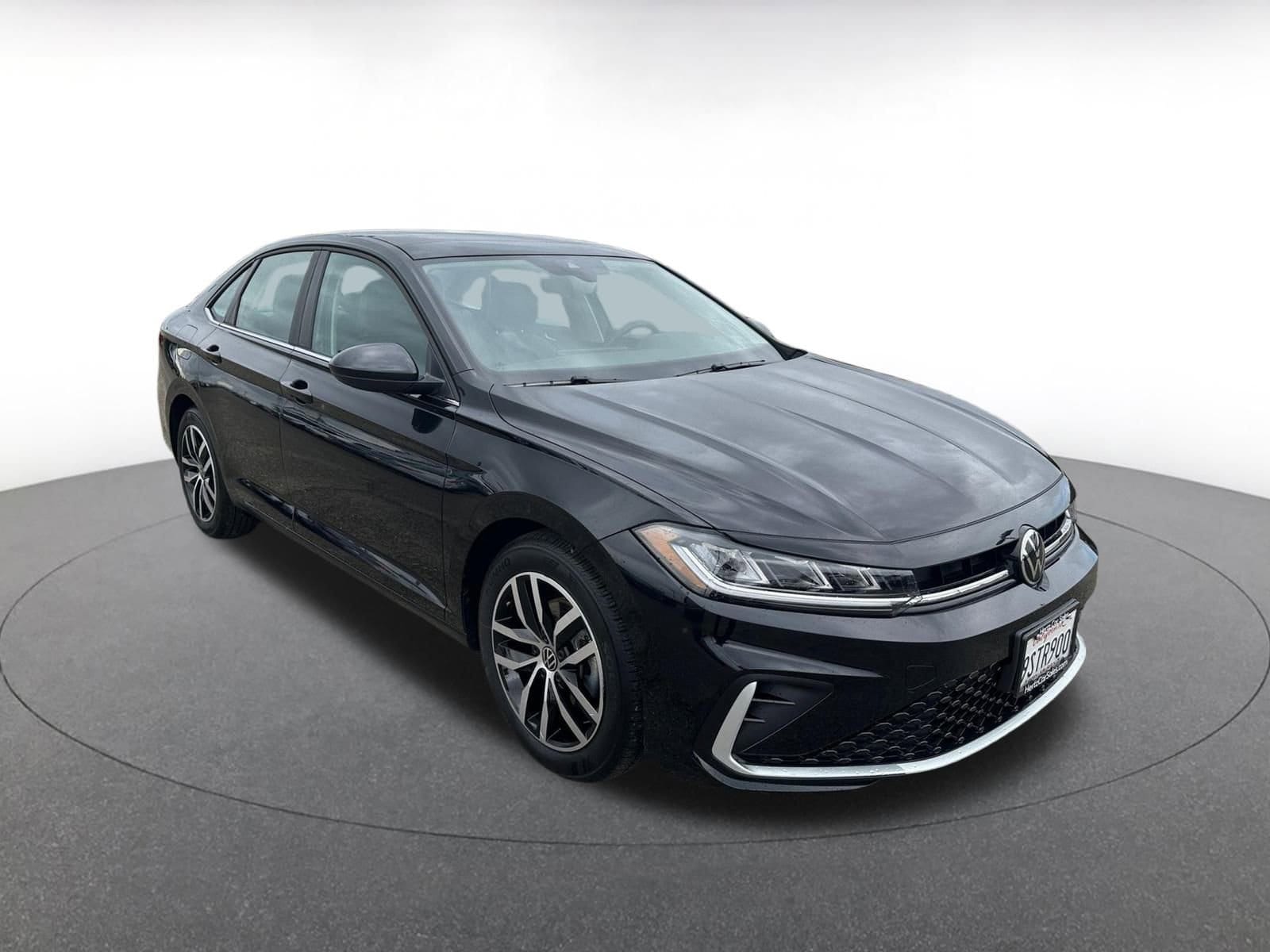 Thumbnail: 2025 Volkswagen Jetta - 1