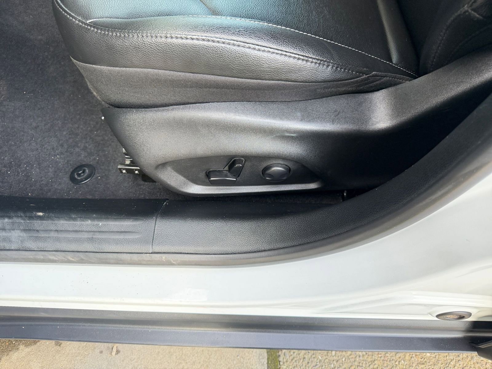 Thumbnail: 2025 Jeep Compass - 22