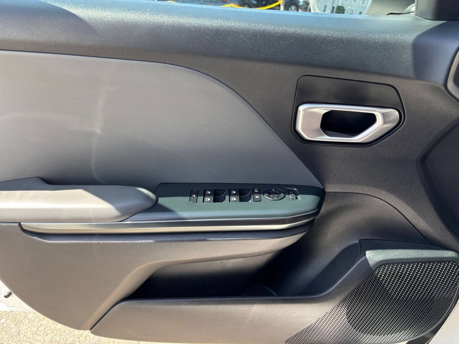 Thumbnail: 2025 Kia K4 - 15