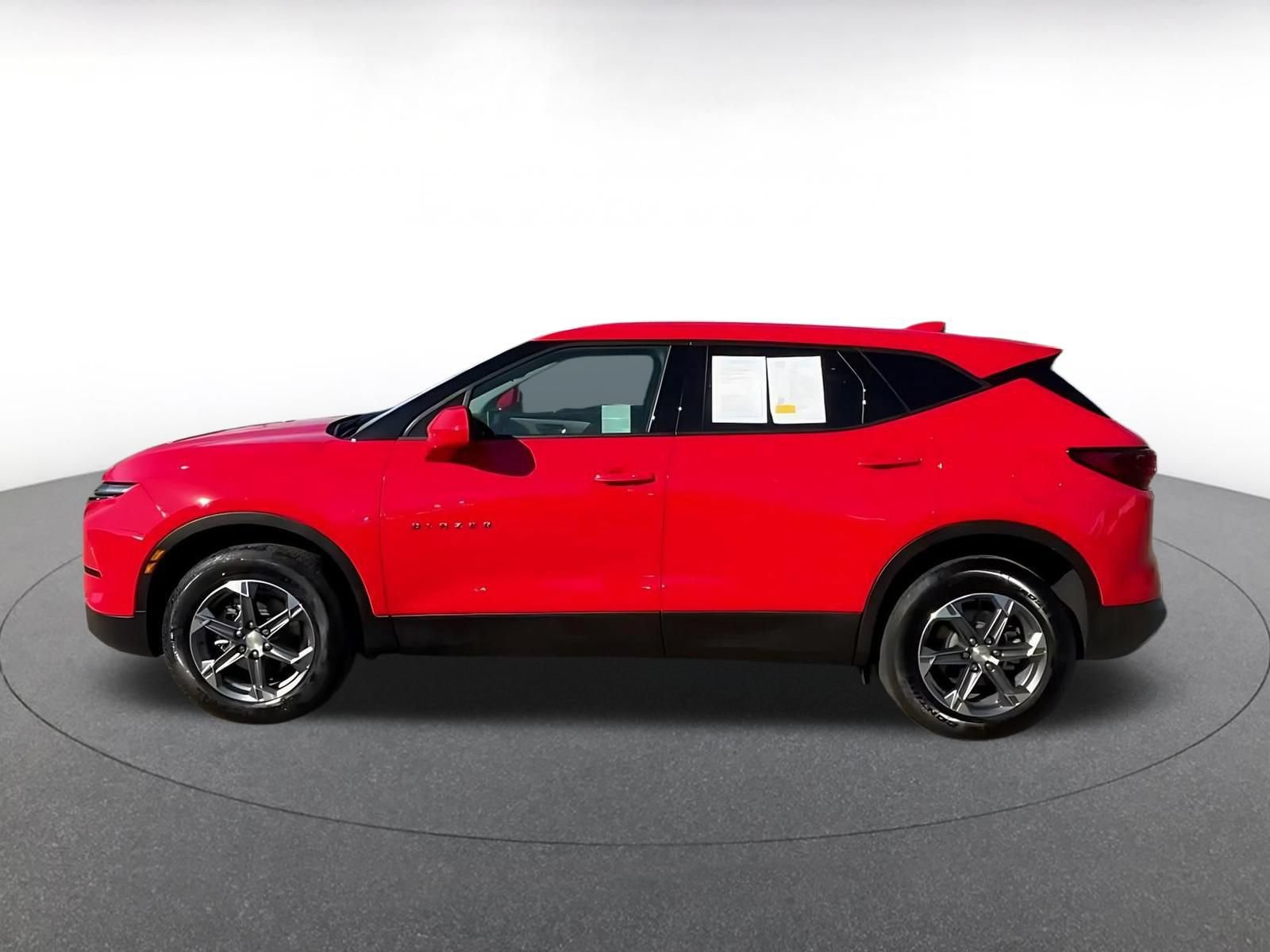 Thumbnail: 2026 Chevrolet Blazer - 8