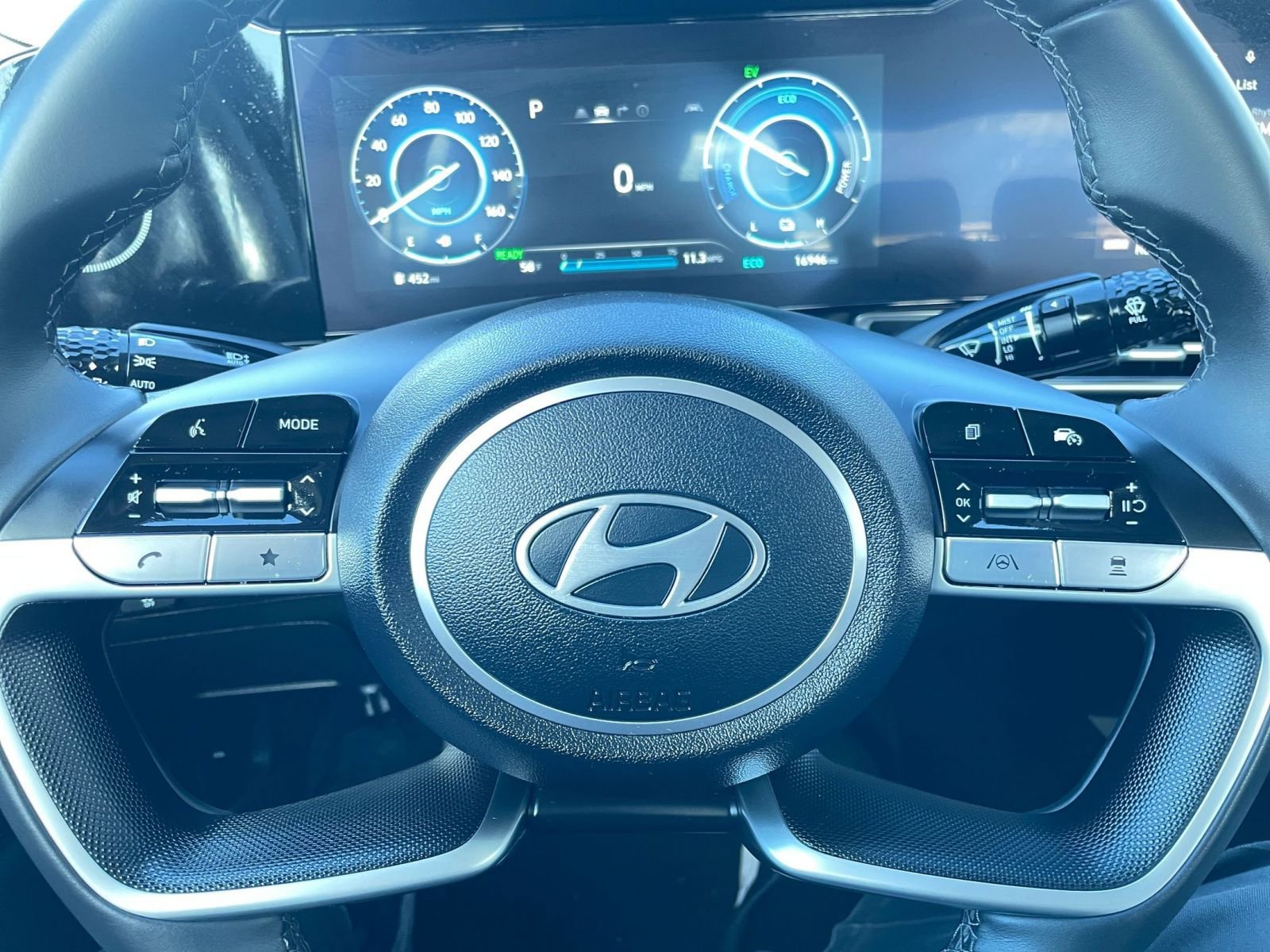 Thumbnail: 2025 Hyundai Elantra - 28