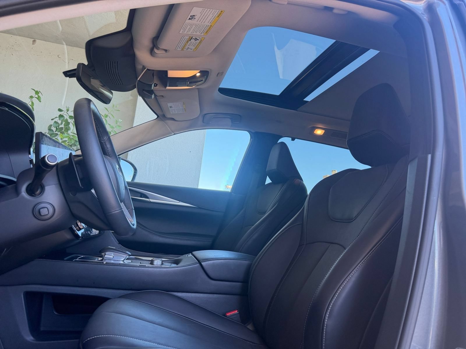 Thumbnail: 2026 INFINITI QX60 - 31