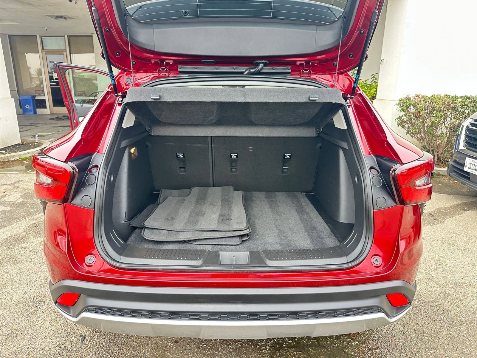 Thumbnail: 2025 Chevrolet Trax - 31