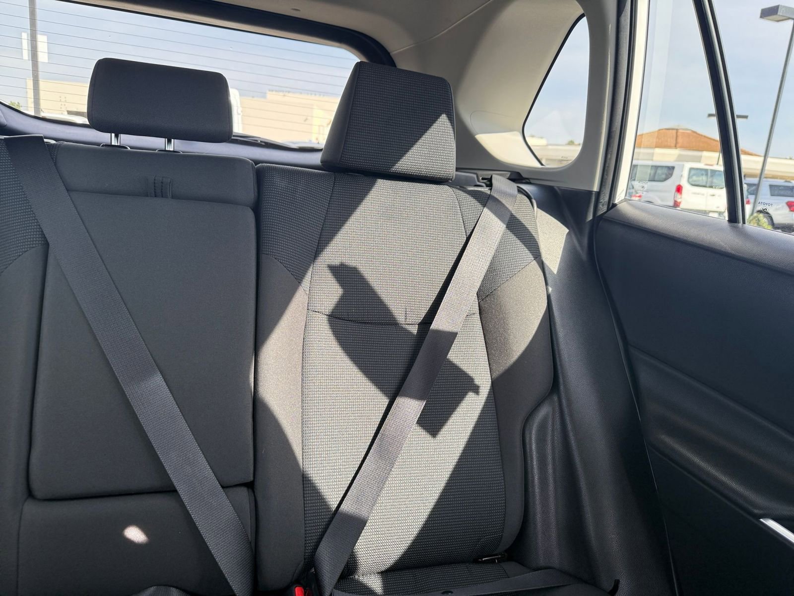 Thumbnail: 2025 Toyota RAV4 - 35