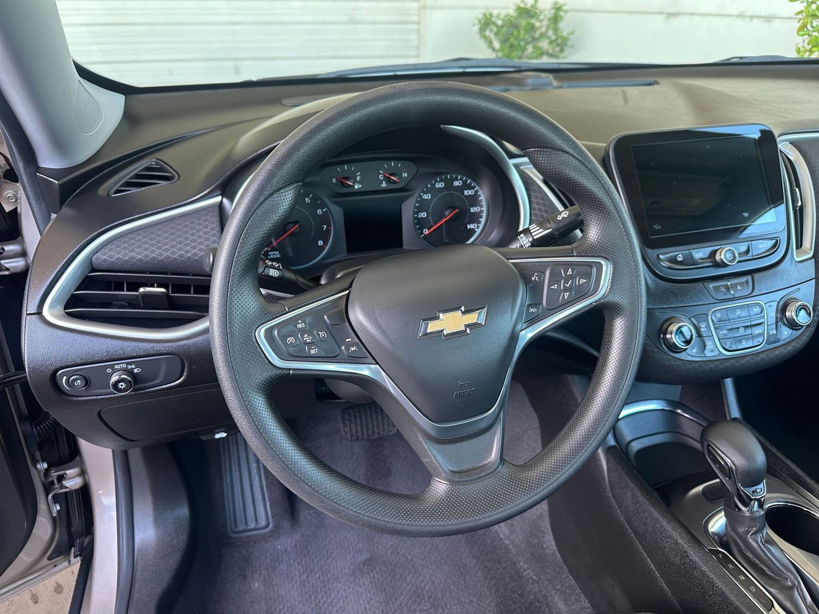 2023 Chevrolet Malibu LT 28