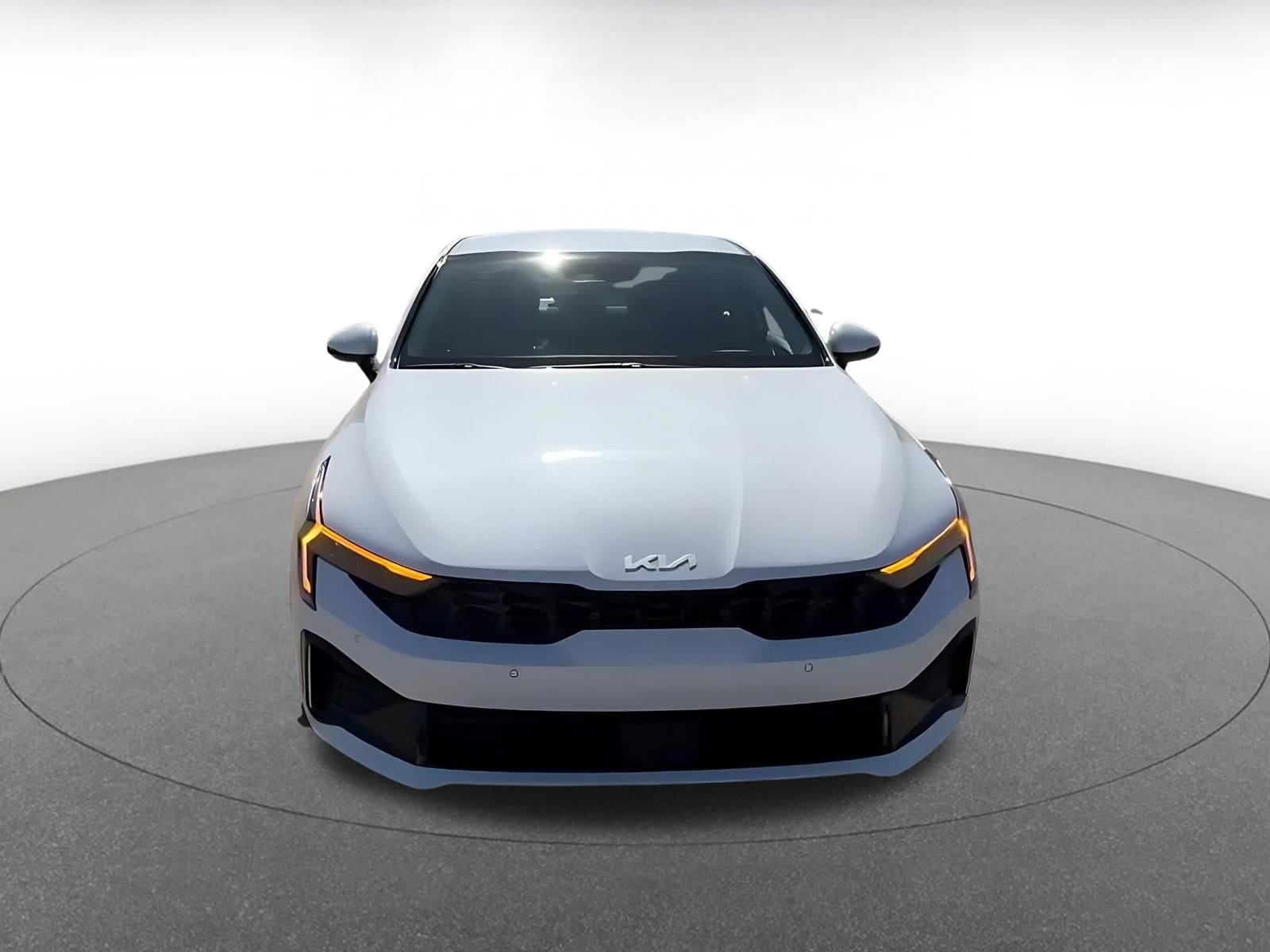 Thumbnail: 2025 Kia K5 - 4