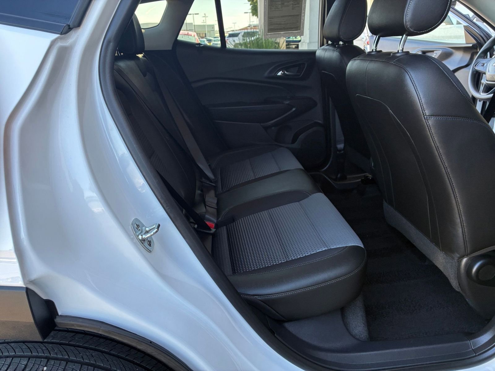 Thumbnail: 2025 Chevrolet Trax - 27