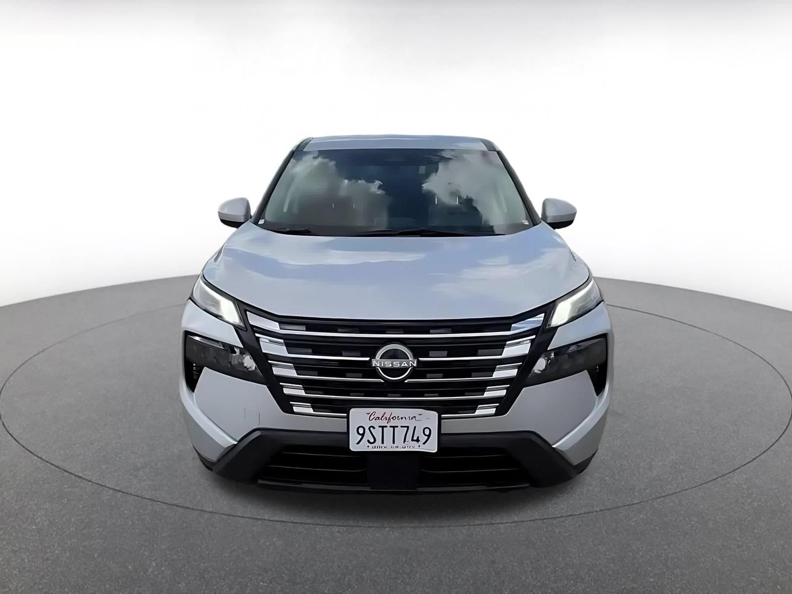 Thumbnail: 2025 Nissan Rogue - 4