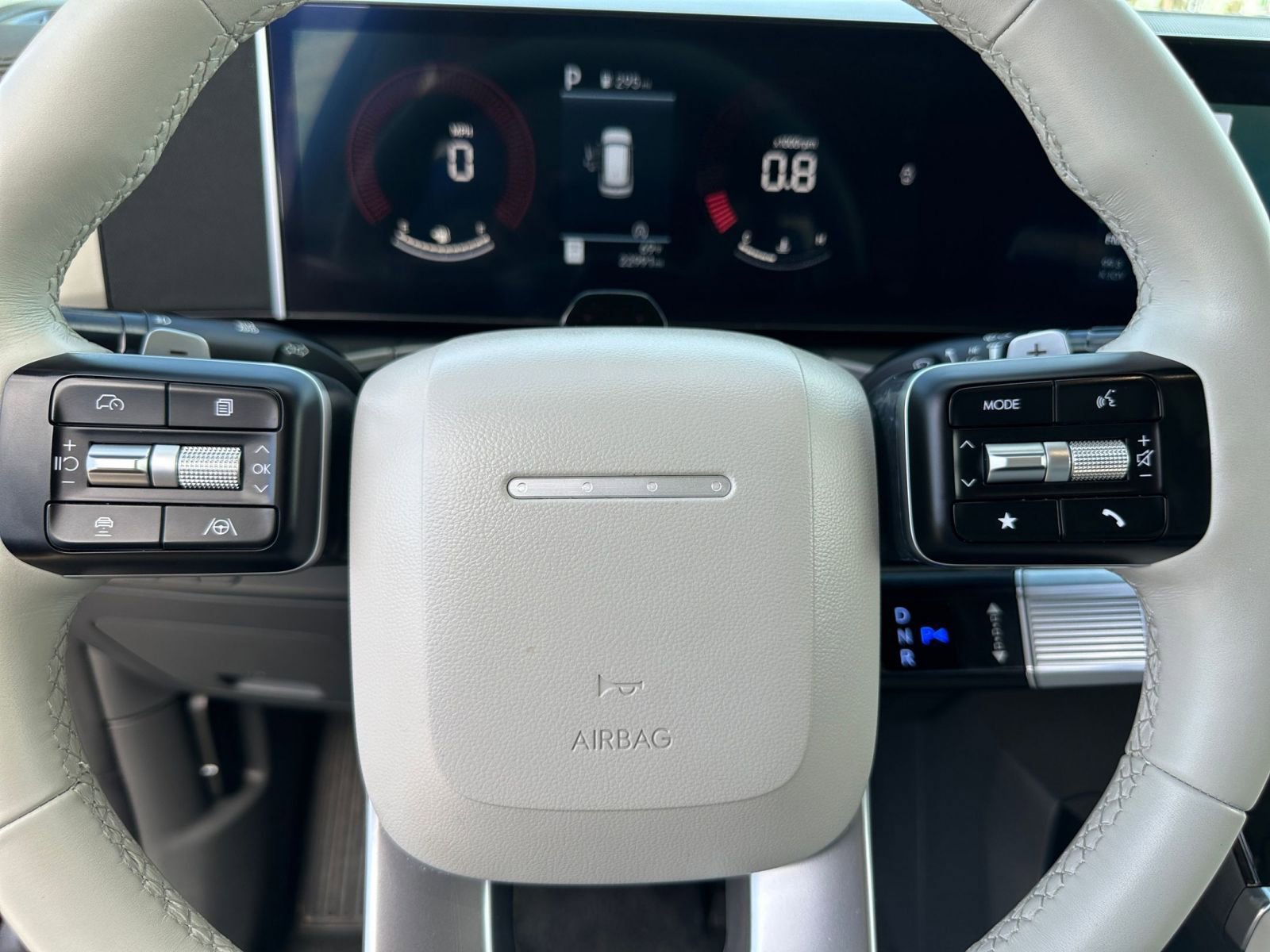 Thumbnail: 2025 Hyundai Santa Fe - 32