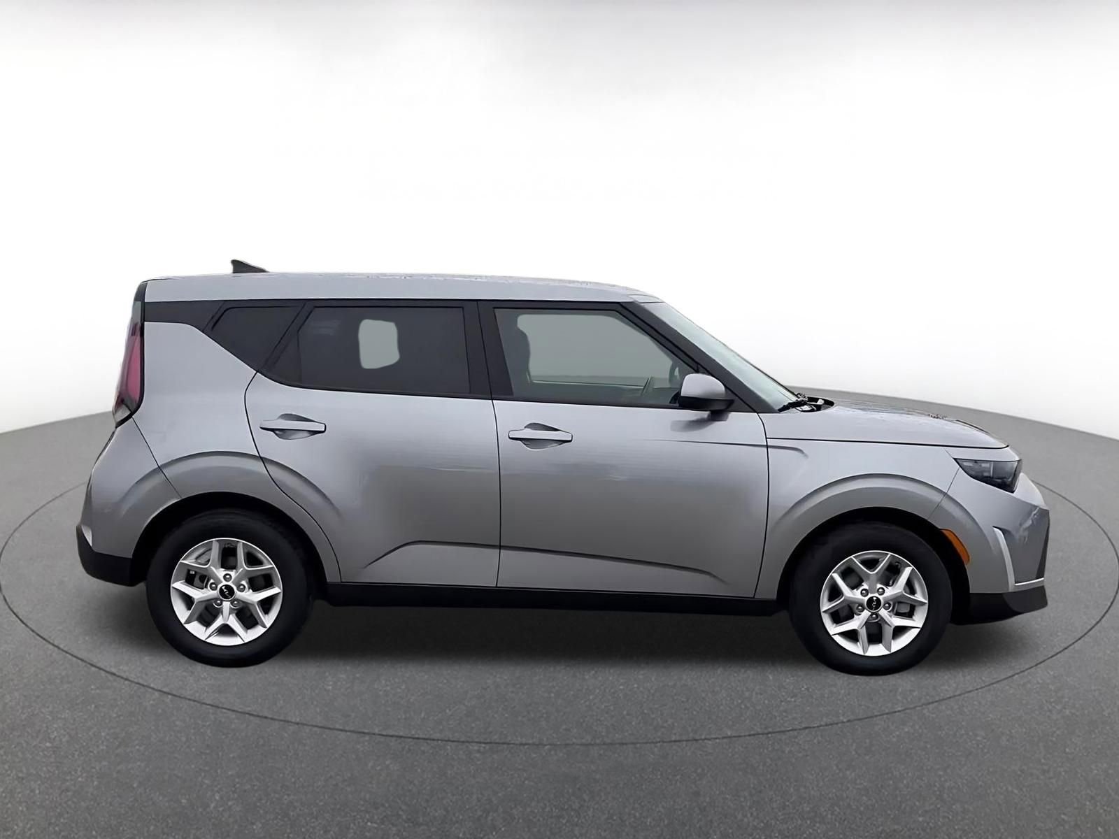 Thumbnail: 2025 Kia Soul - 16
