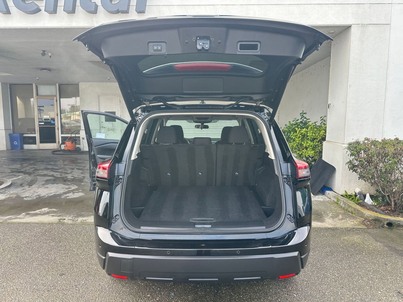 Thumbnail: 2025 Nissan Rogue - 31