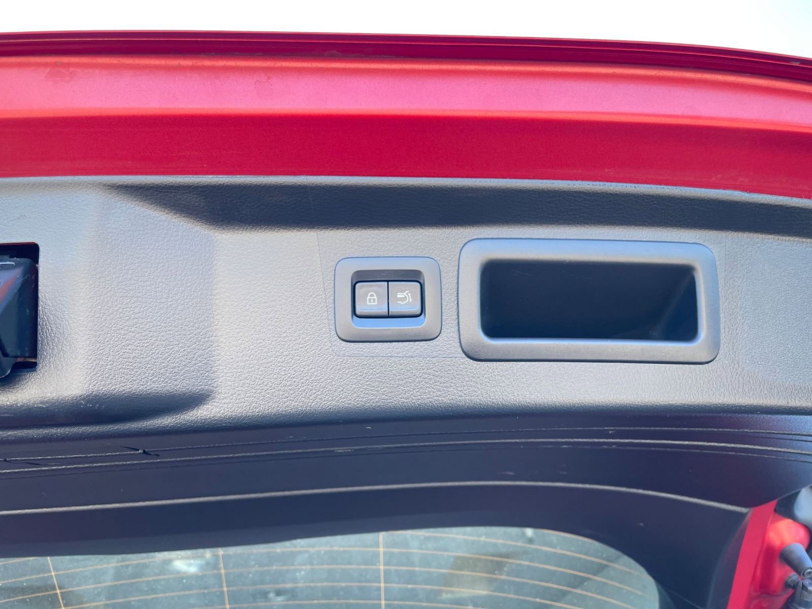 Thumbnail: 2025 Mazda CX-50 - 23