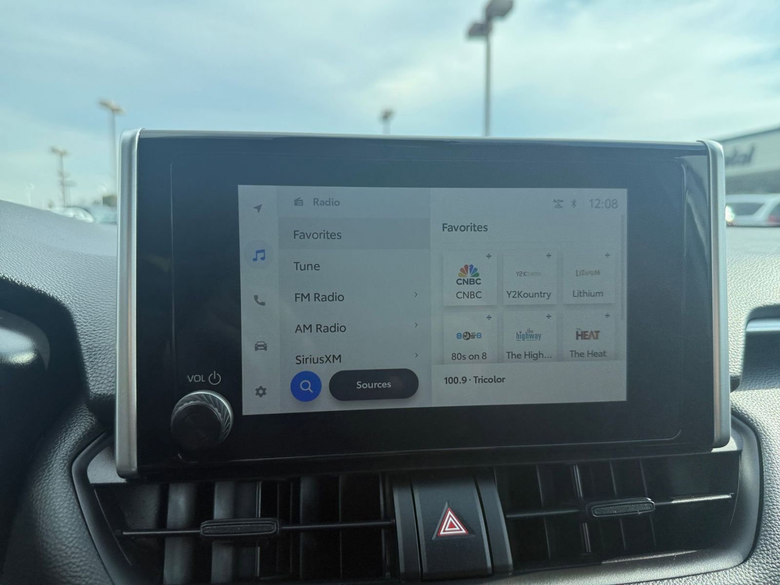 Thumbnail: 2025 Toyota RAV4 - 20