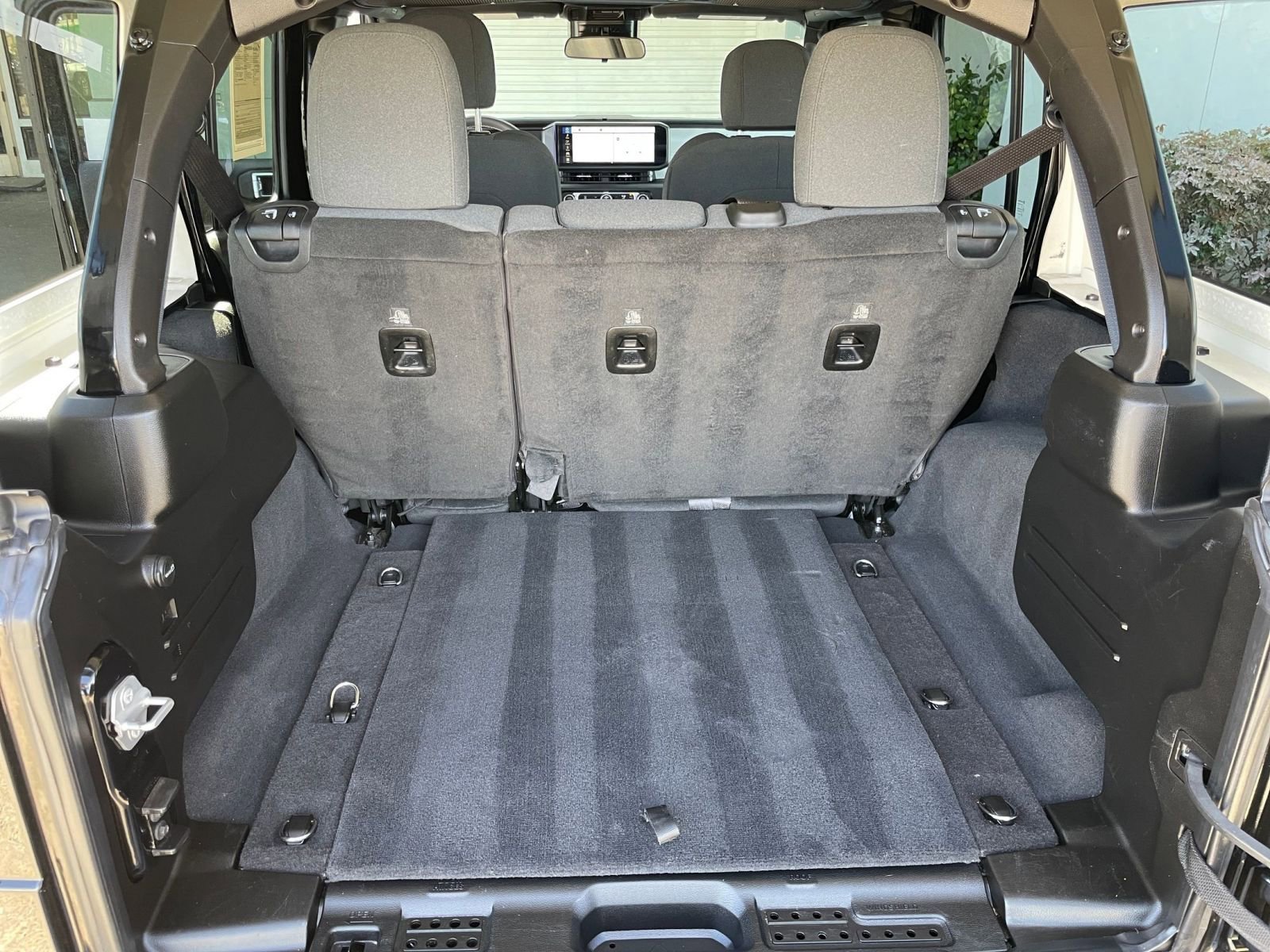 Thumbnail: 2025 Jeep Wrangler - 30