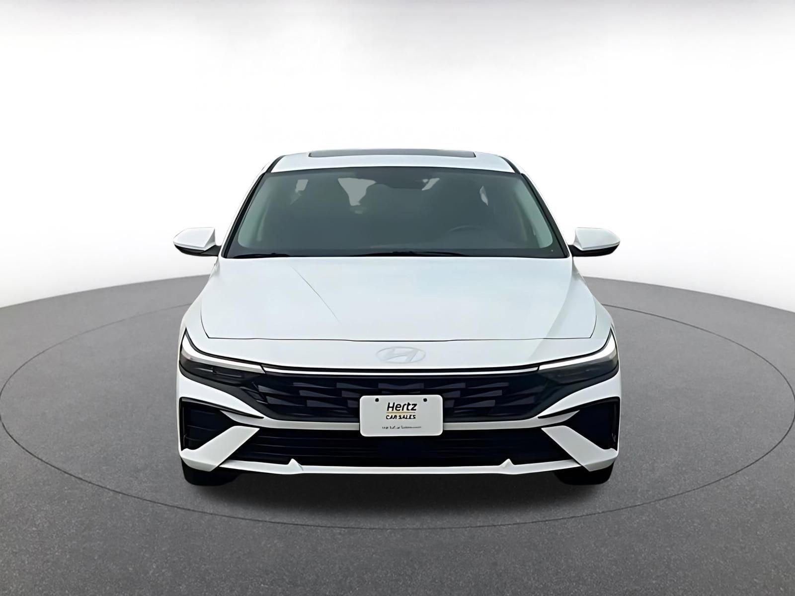 Thumbnail: 2025 Hyundai Elantra - 4