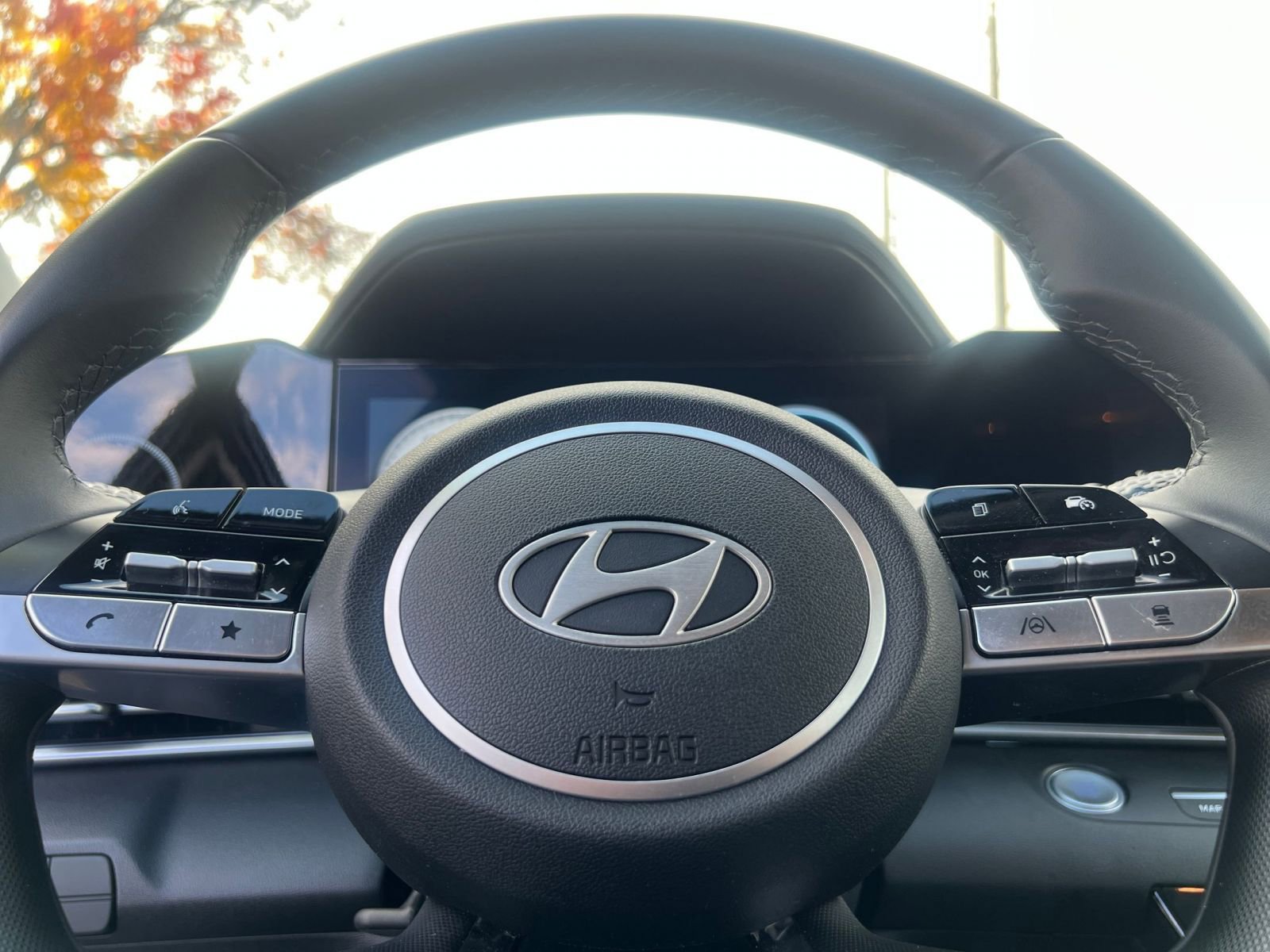 Thumbnail: 2025 Hyundai Elantra - 28