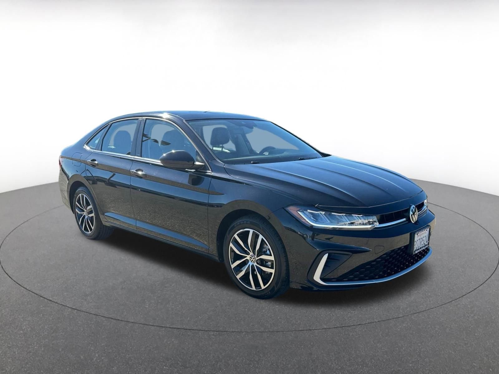 Thumbnail: 2025 Volkswagen Jetta - 1