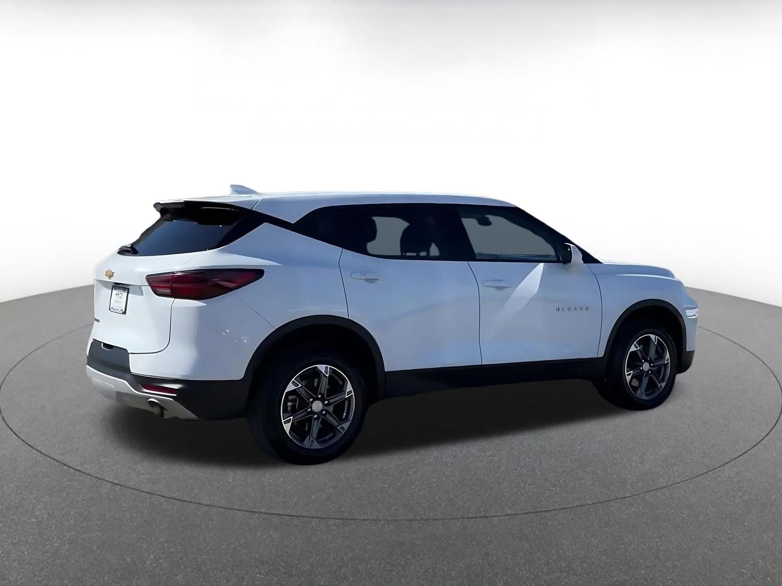 Thumbnail: 2025 Chevrolet Blazer - 15